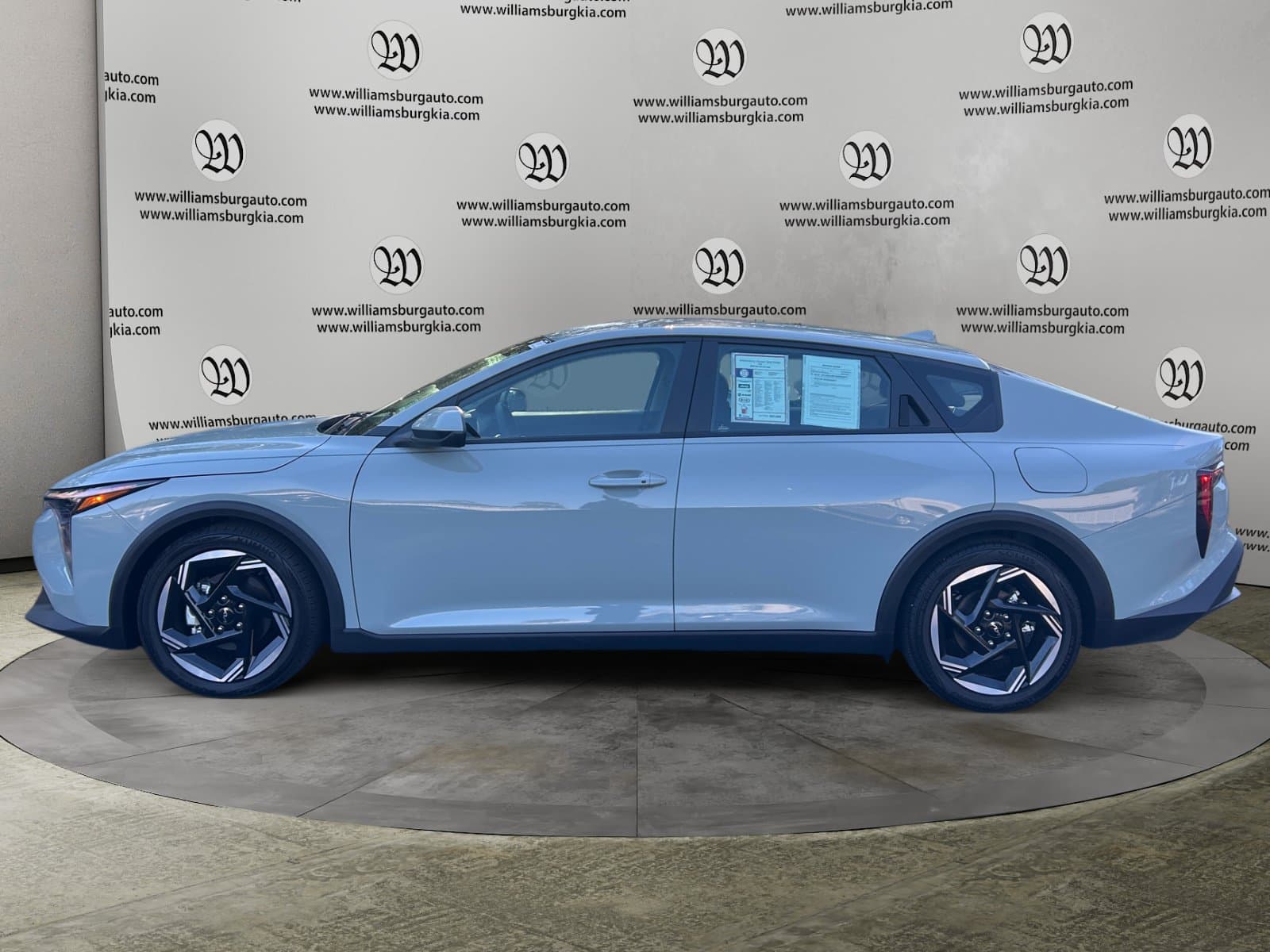 2025 Kia K4 EX Photo in Williamsburg VA 23185