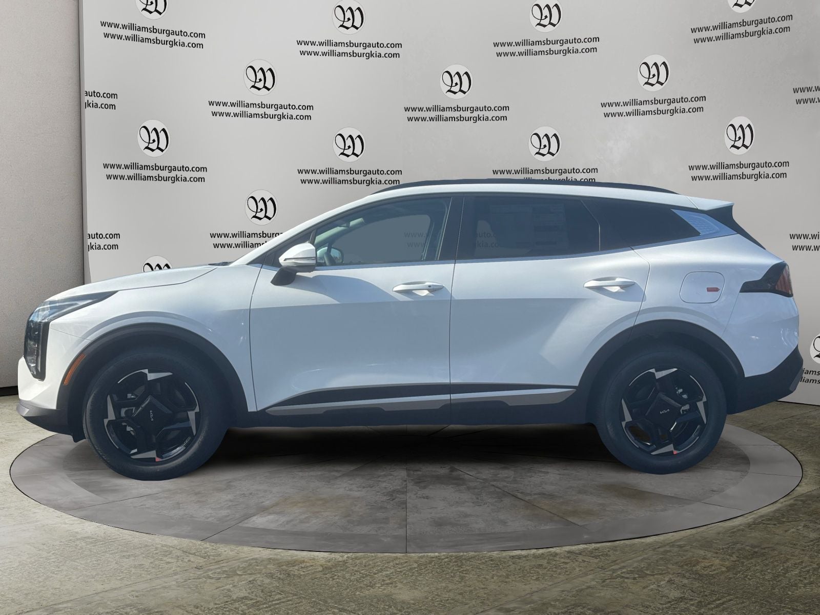2026 Kia Sportage EX Photo in Williamsburg VA 23185