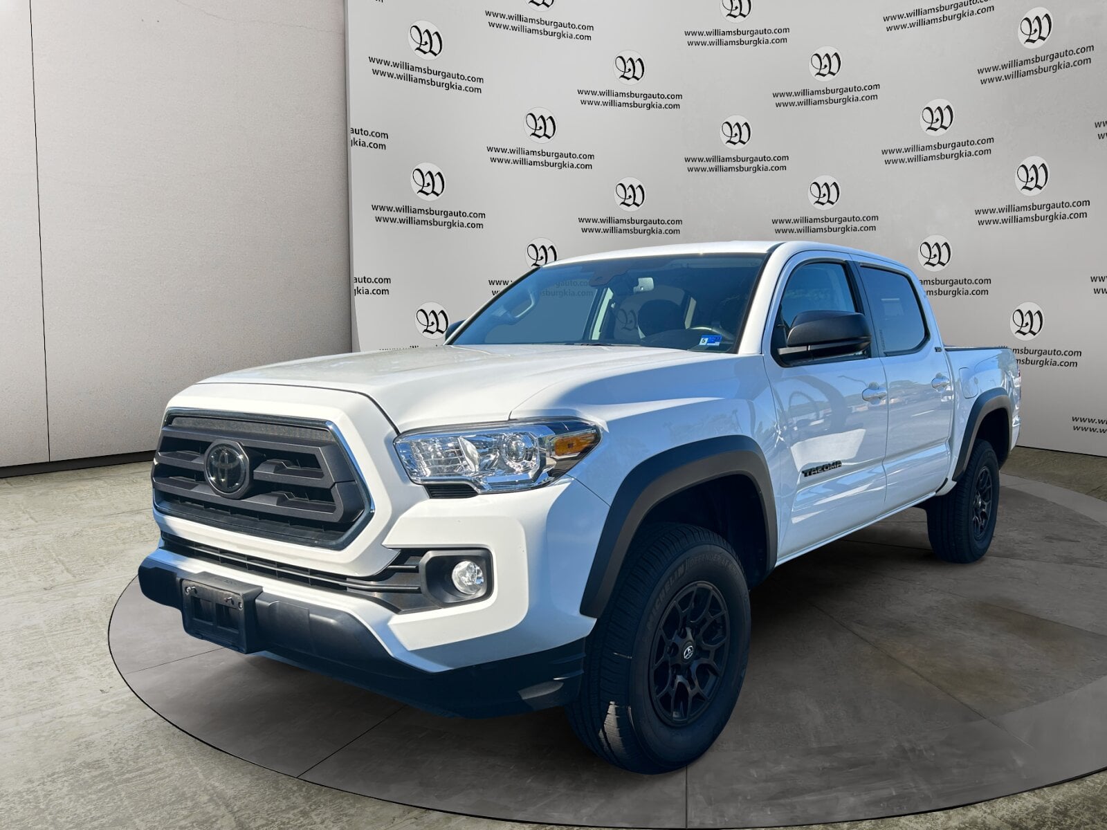 2023 Toyota Tacoma SR5 Photo in Williamsburg VA 23185