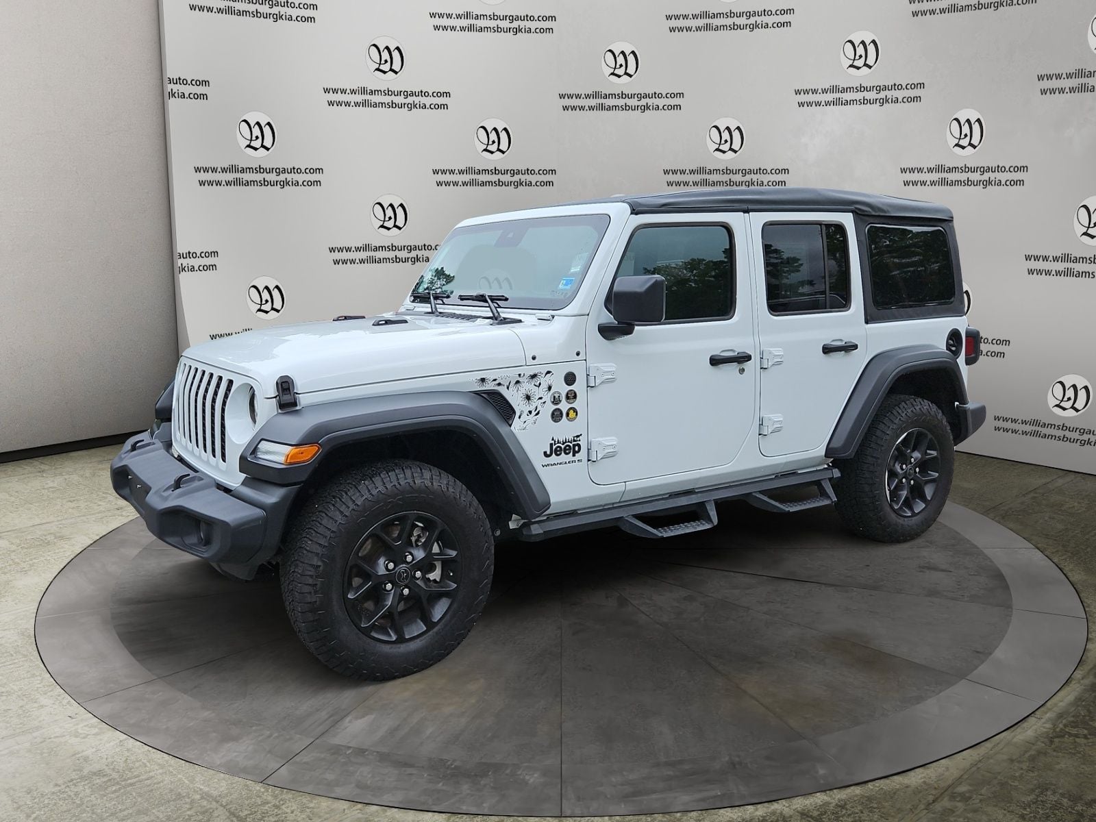 2024 Jeep Wrangler Sport S Photo in Williamsburg VA 23185
