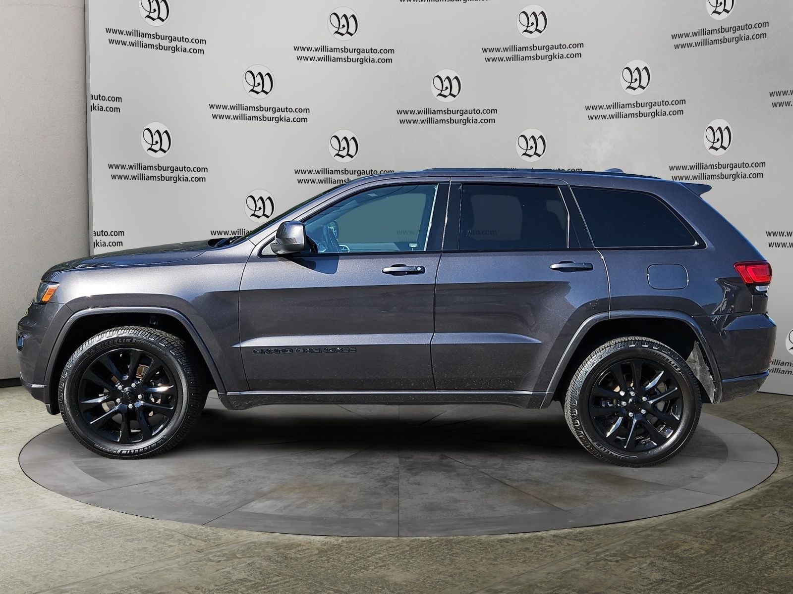 2020 Jeep Grand Cherokee Altitude Photo in Williamsburg VA 23185