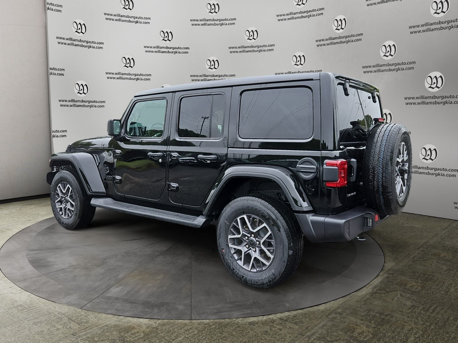 2025 Jeep Wrangler Sahara Photo in Williamsburg VA 23185