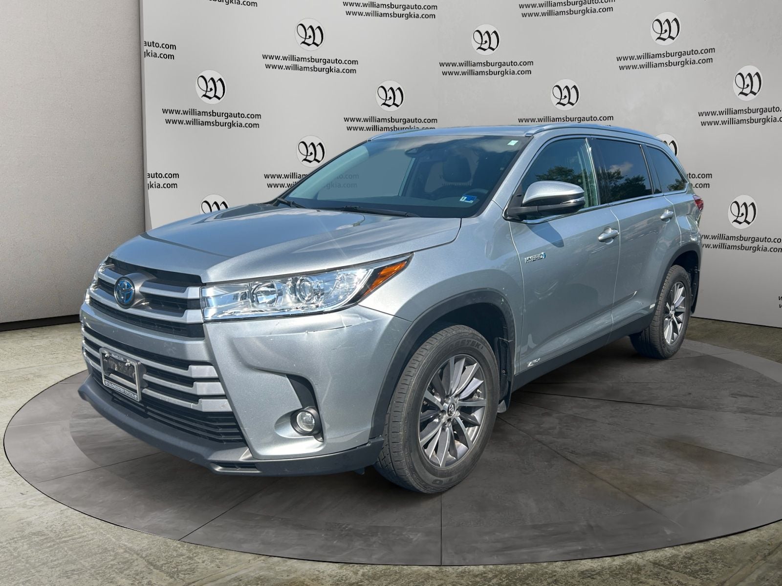 2019 Toyota Highlander Hybrid XLE Photo in Williamsburg VA 23185