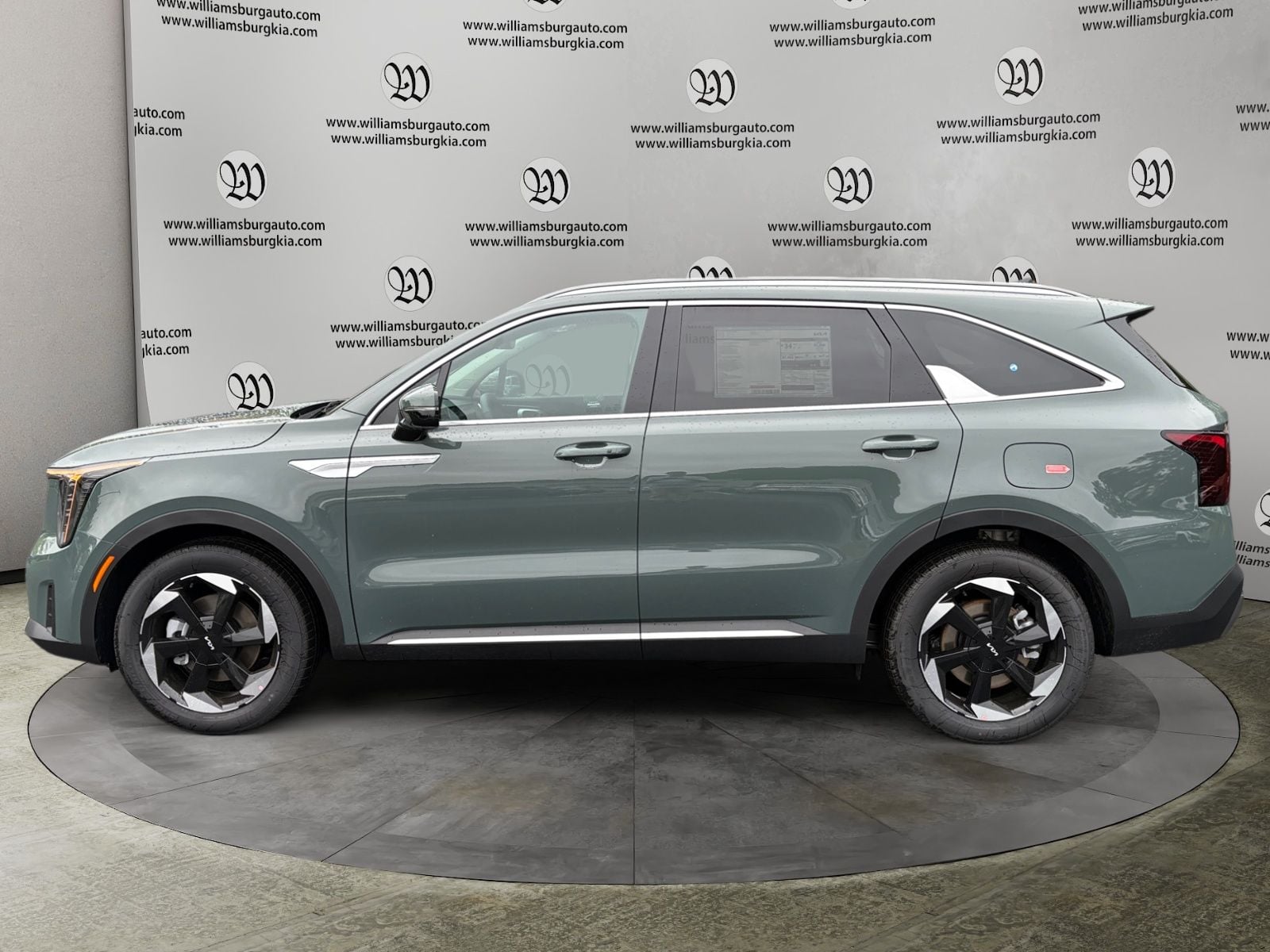 2026 Kia Sorento Hybrid EX Photo in Williamsburg VA 23185