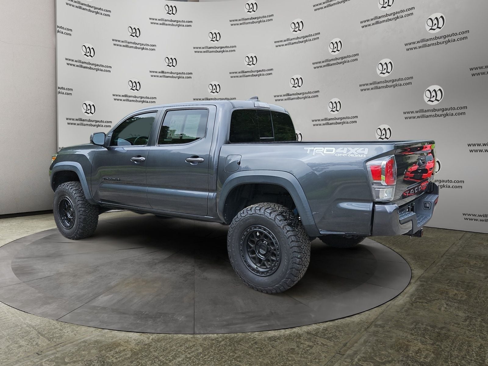 2020 Toyota Tacoma TRD Off-Road Photo in Williamsburg VA 23185