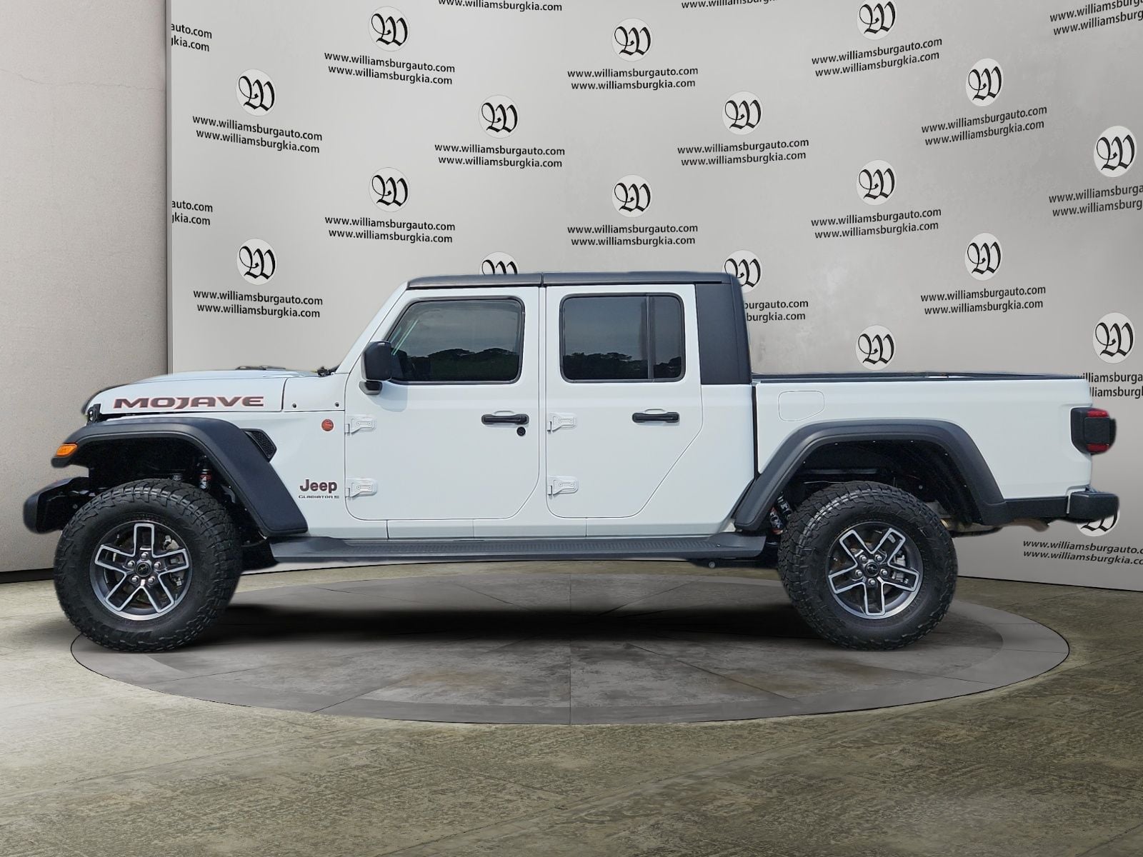 2024 Jeep Gladiator Mojave Photo in Williamsburg VA 23185