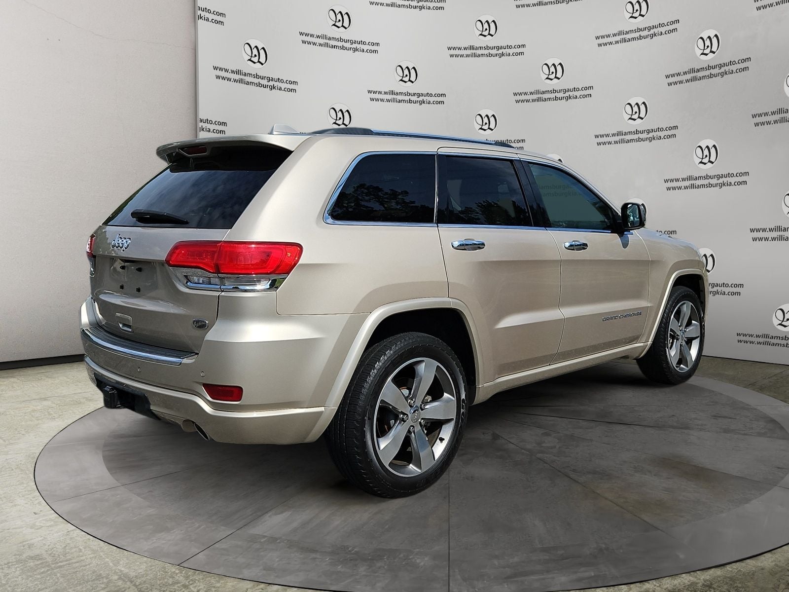 2014 Jeep Grand Cherokee Overland Photo in Williamsburg VA 23185