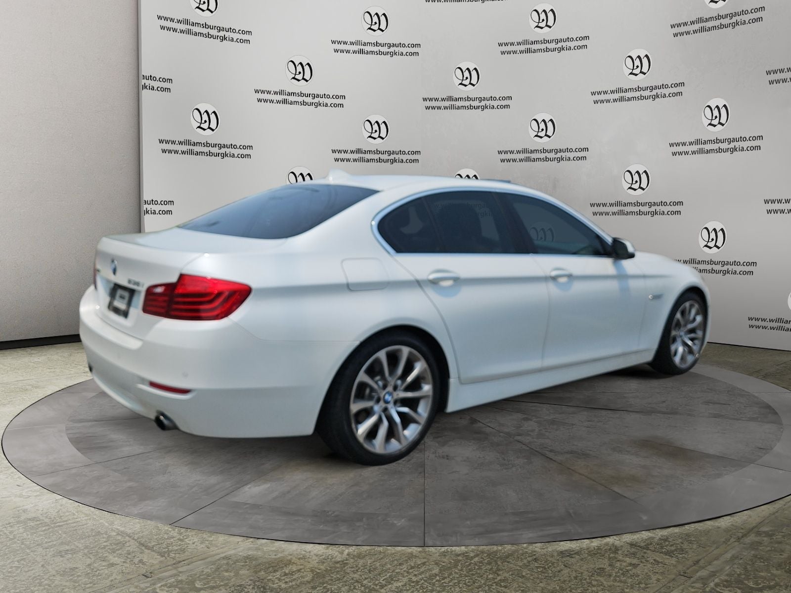 2016 BMW 5 Series 535i xDrive Photo in Williamsburg VA 23185