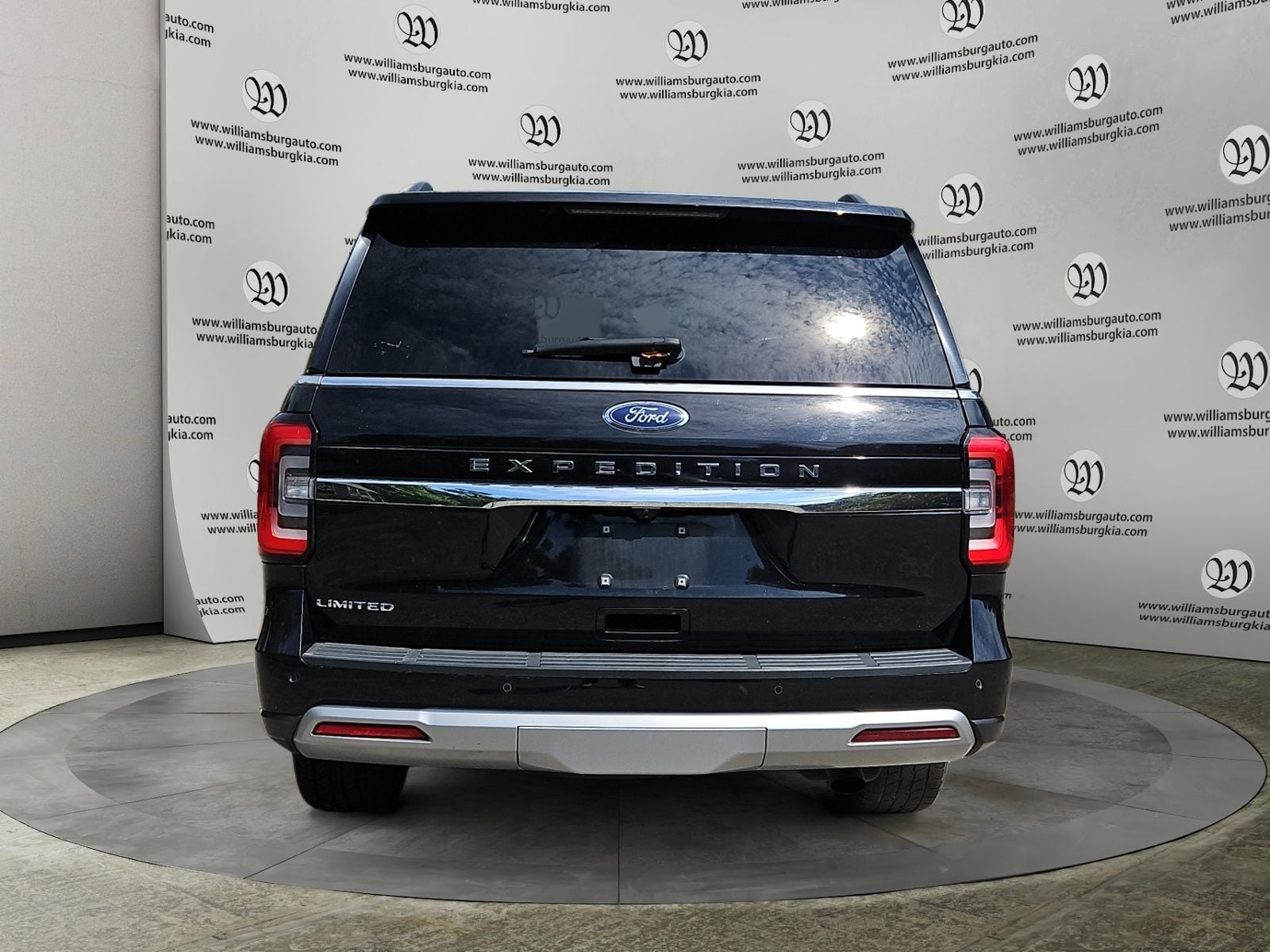 2024 Ford Expedition Limited Photo in Williamsburg VA 23185