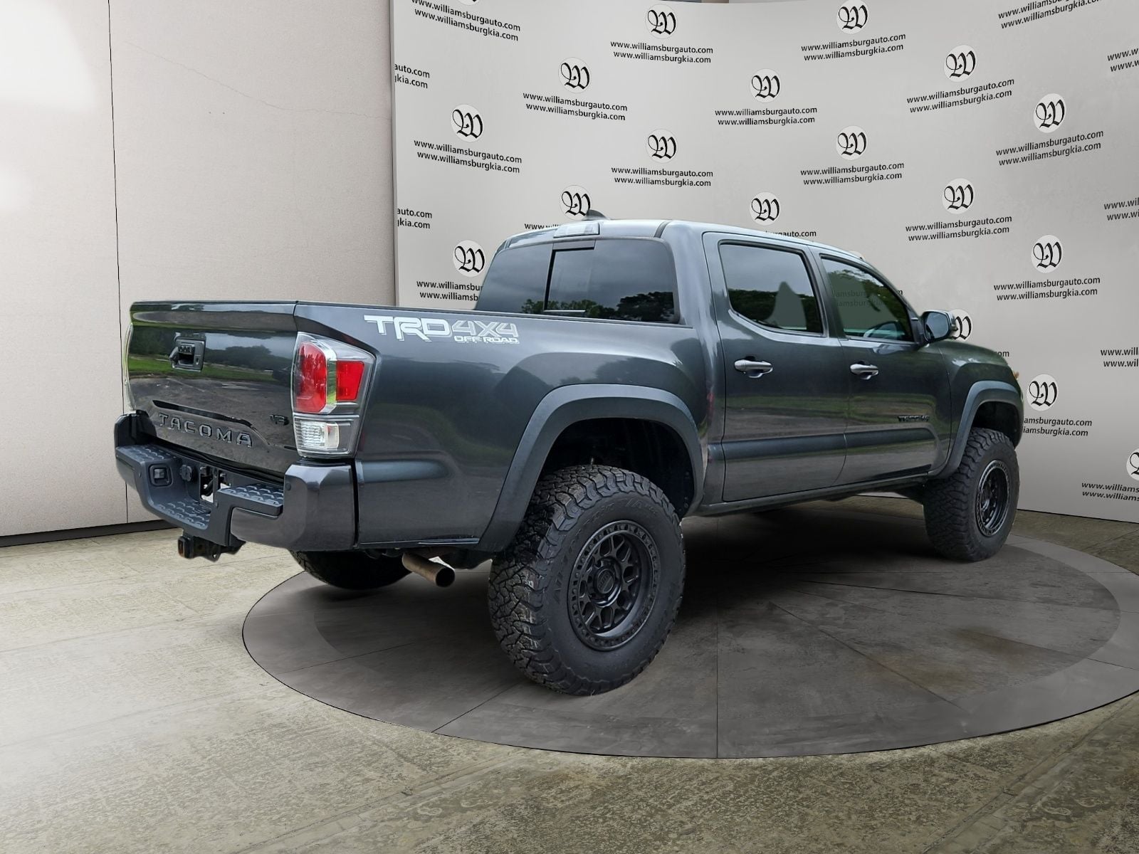 2020 Toyota Tacoma TRD Off-Road Photo in Williamsburg VA 23185