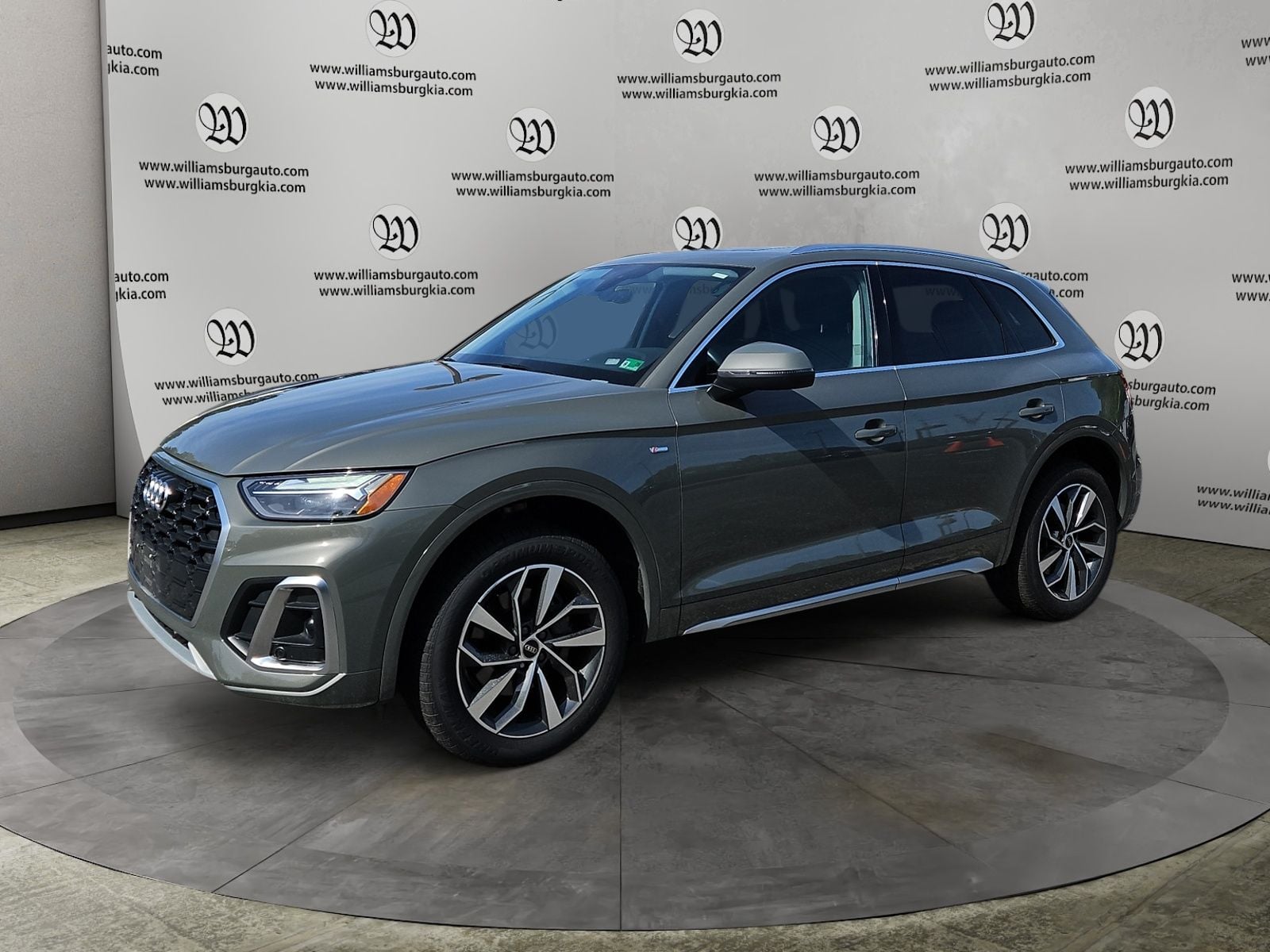 2024 Audi Q5 45 S line Premium Photo in Williamsburg VA 23185