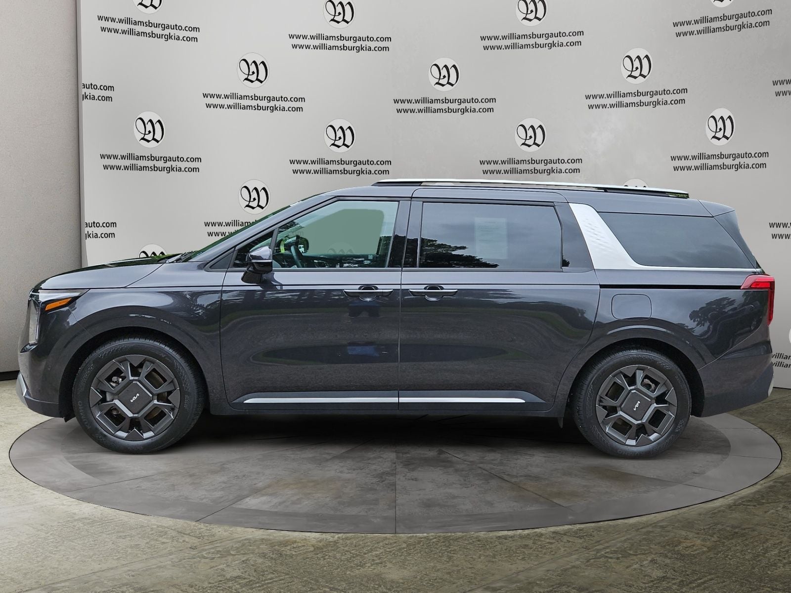 2025 Kia Carnival SX Photo in Williamsburg VA 23185