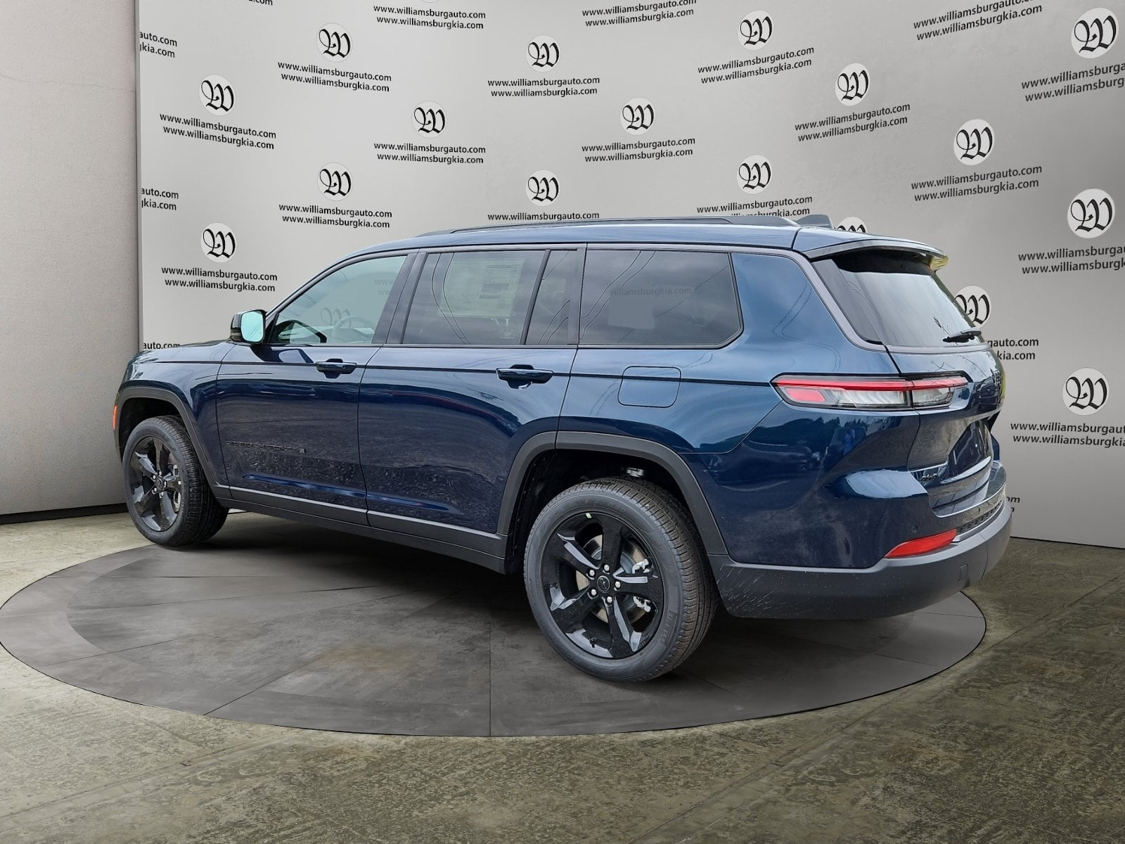 2027 Jeep Grand Cherokee L Limited Photo in Williamsburg VA 23185