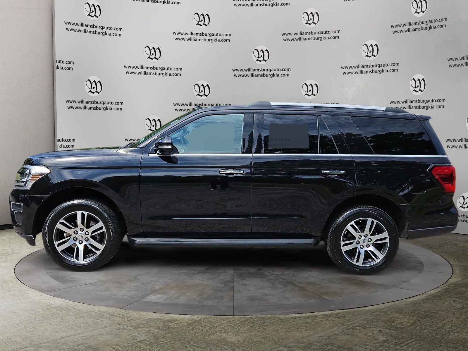 2024 Ford Expedition Limited Photo in Williamsburg VA 23185
