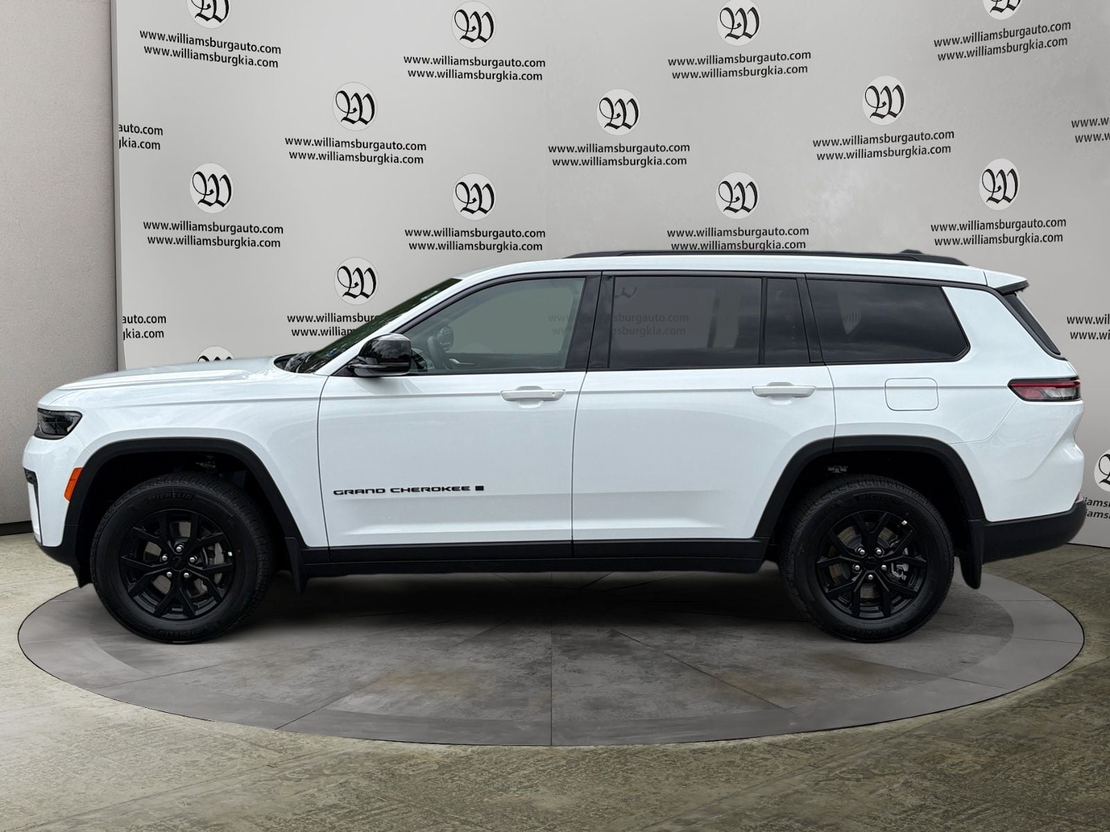2026 Jeep Grand Cherokee L Altitude Photo in Williamsburg VA 23185