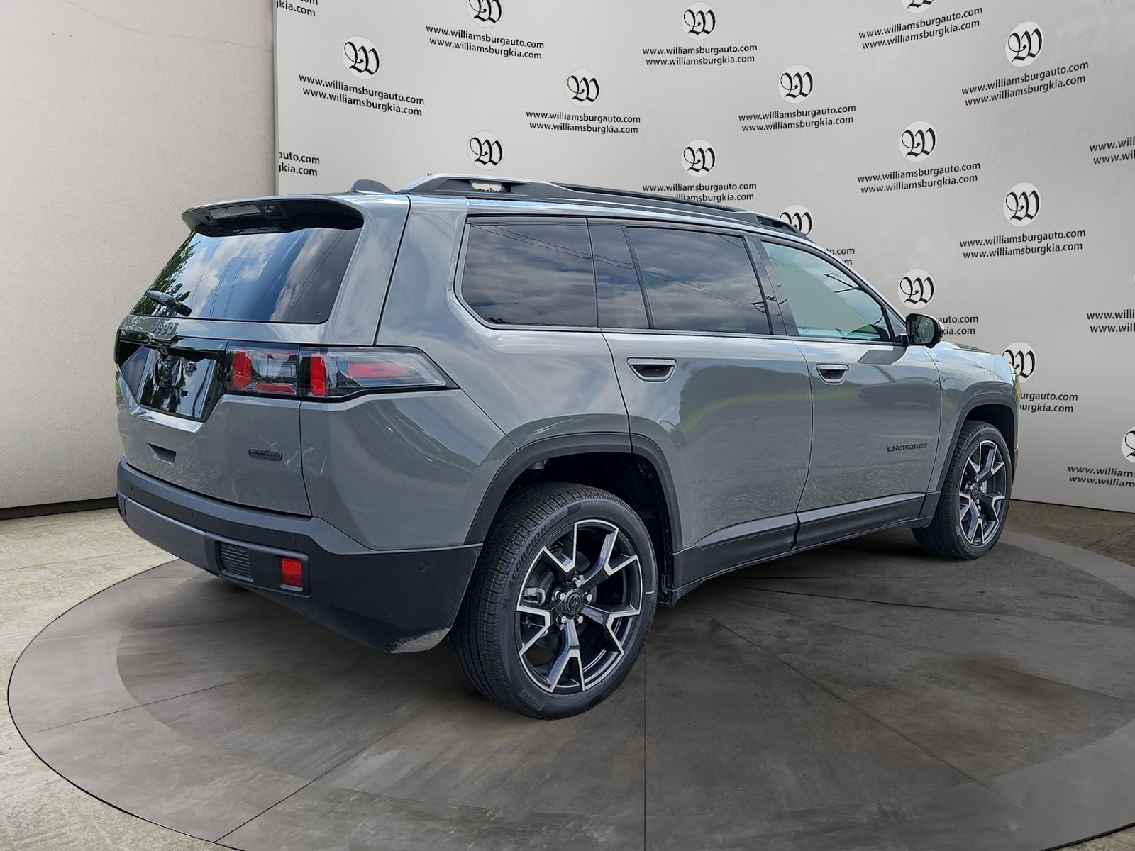 2026 Jeep Cherokee Overland Photo in Williamsburg VA 23185