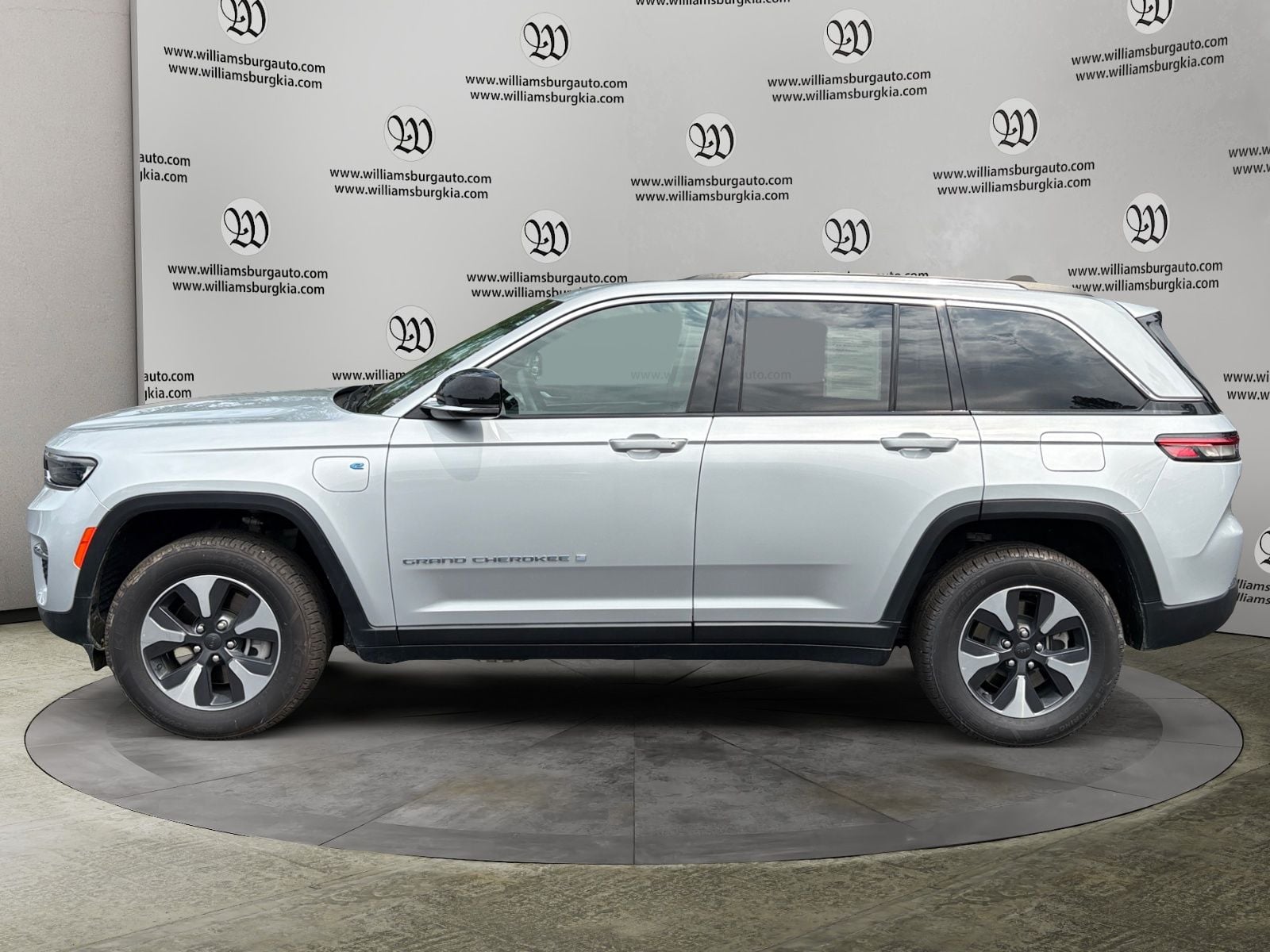 2024 Jeep Grand Cherokee 4xe Photo in Williamsburg VA 23185