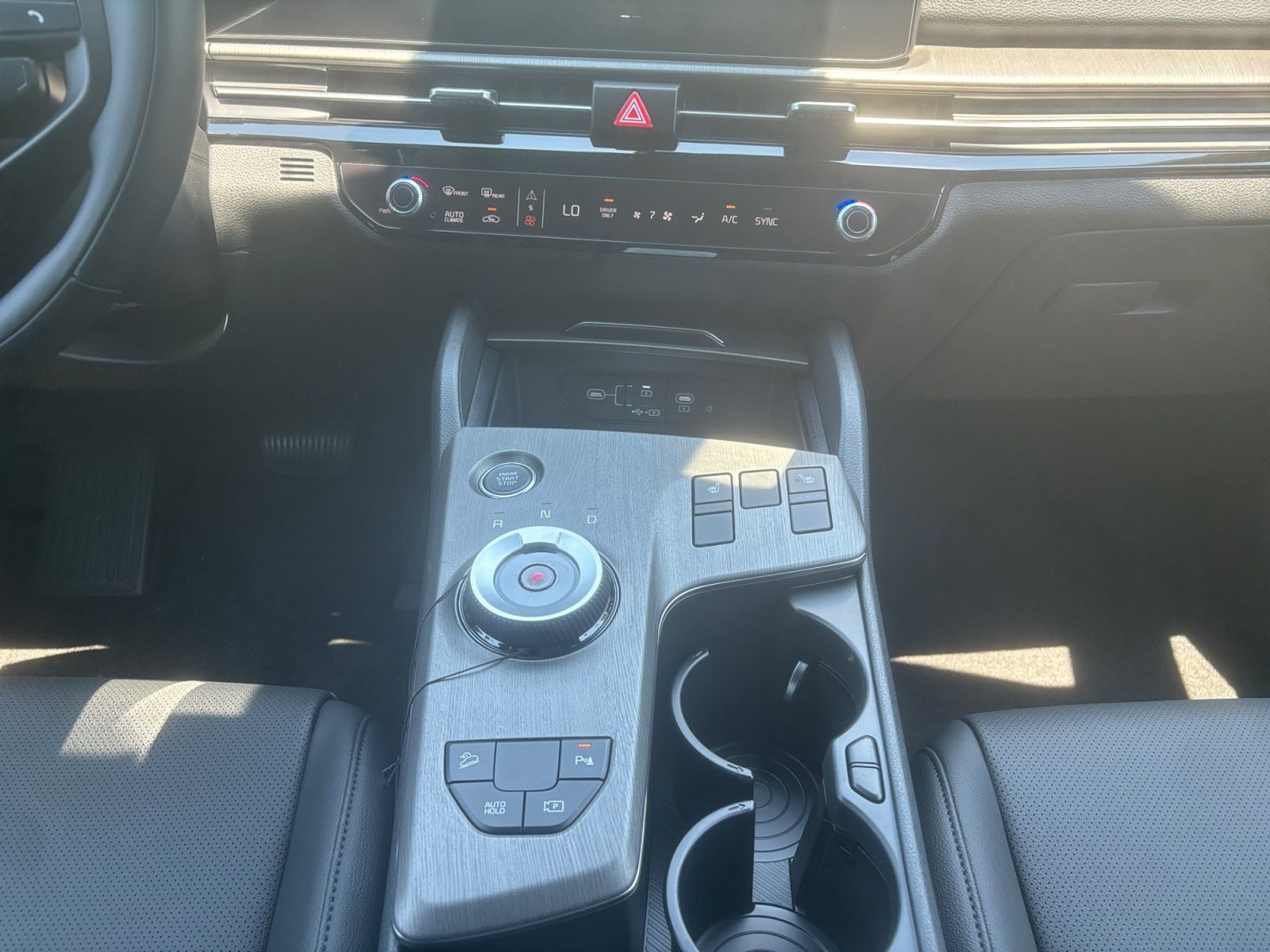 New 2026 Kia Sportage Hybrid X-Line - photo - 10