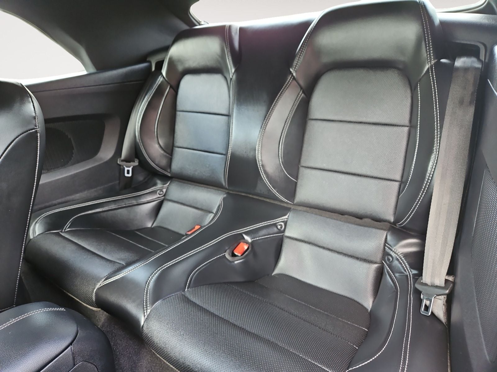 Pre-Owned 2019 Ford Mustang GT Premium - photo - 12