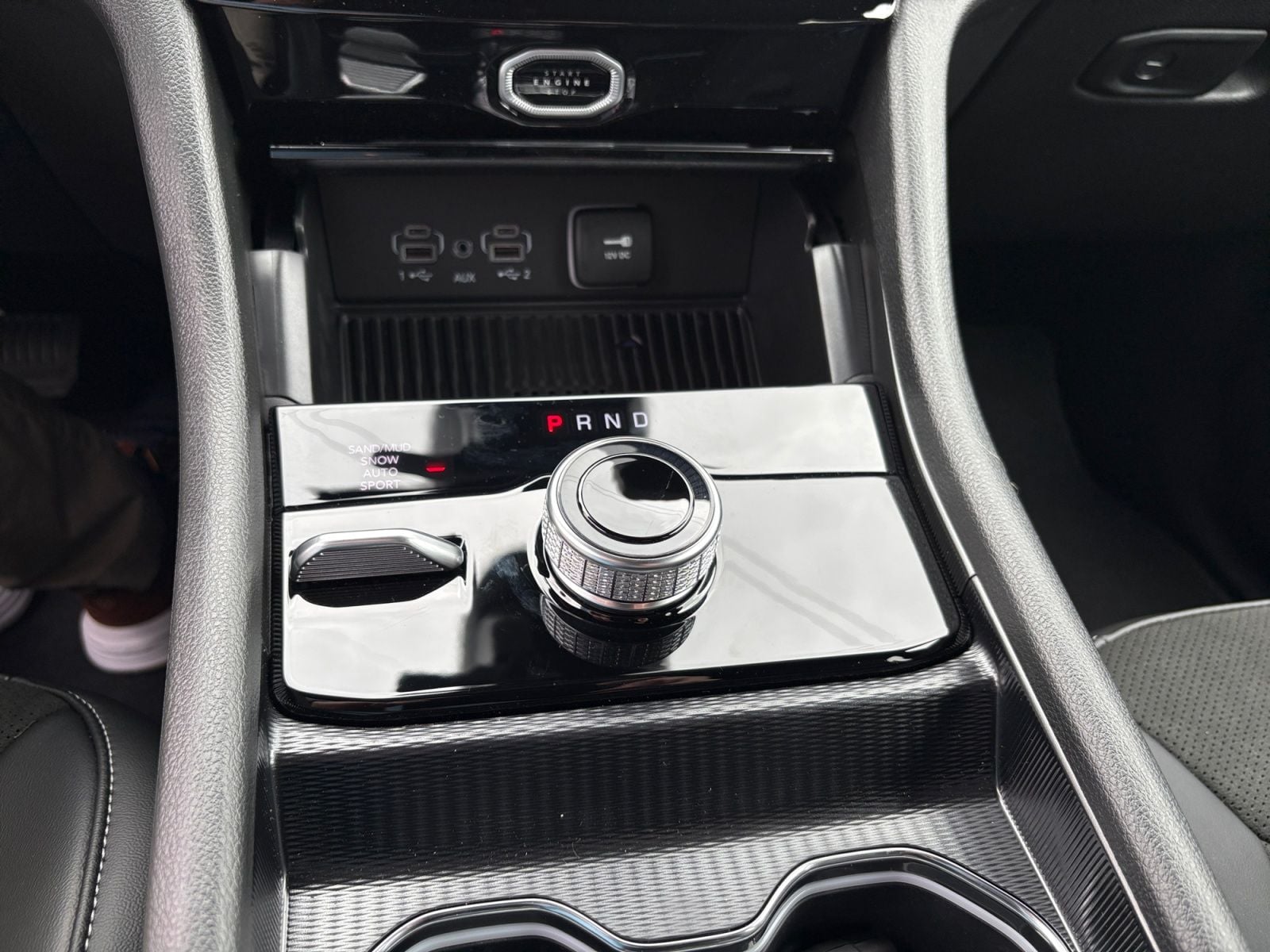New 2026 Jeep Grand Cherokee L Altitude - photo - 25