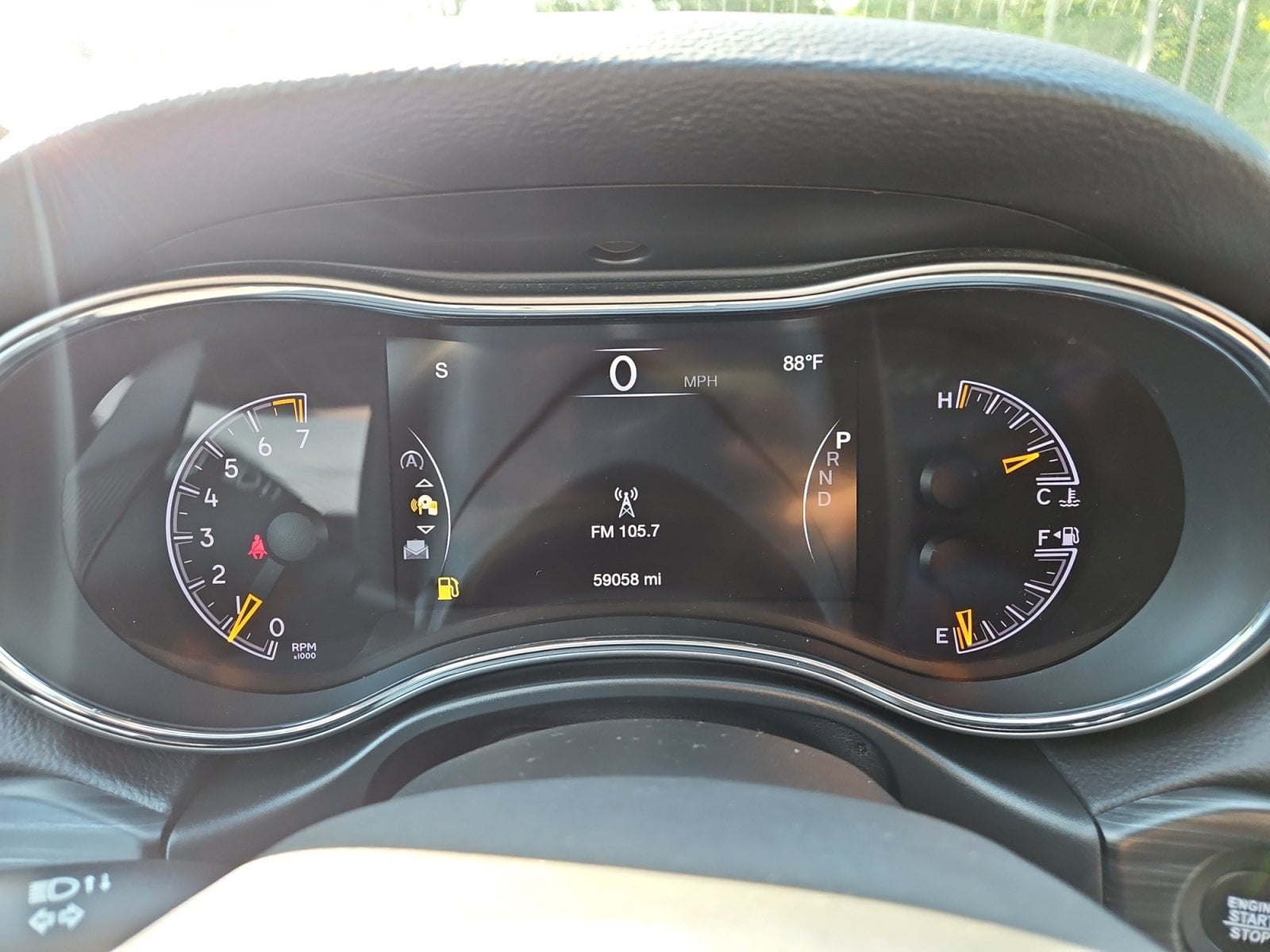 Pre-Owned 2020 Jeep Grand Cherokee Altitude - photo - 23