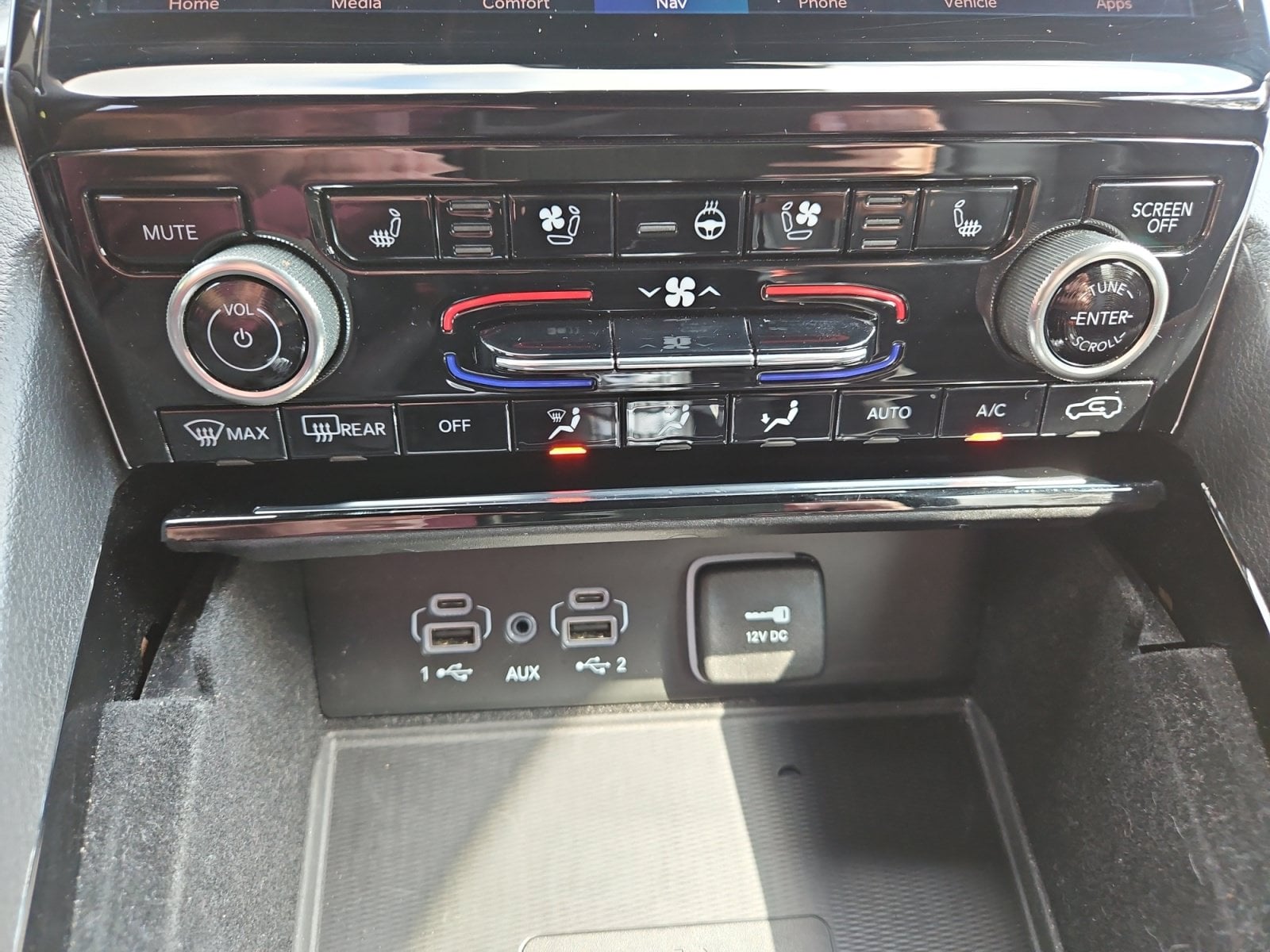 Pre-Owned 2021 Jeep Grand Cherokee L Overland - photo - 27