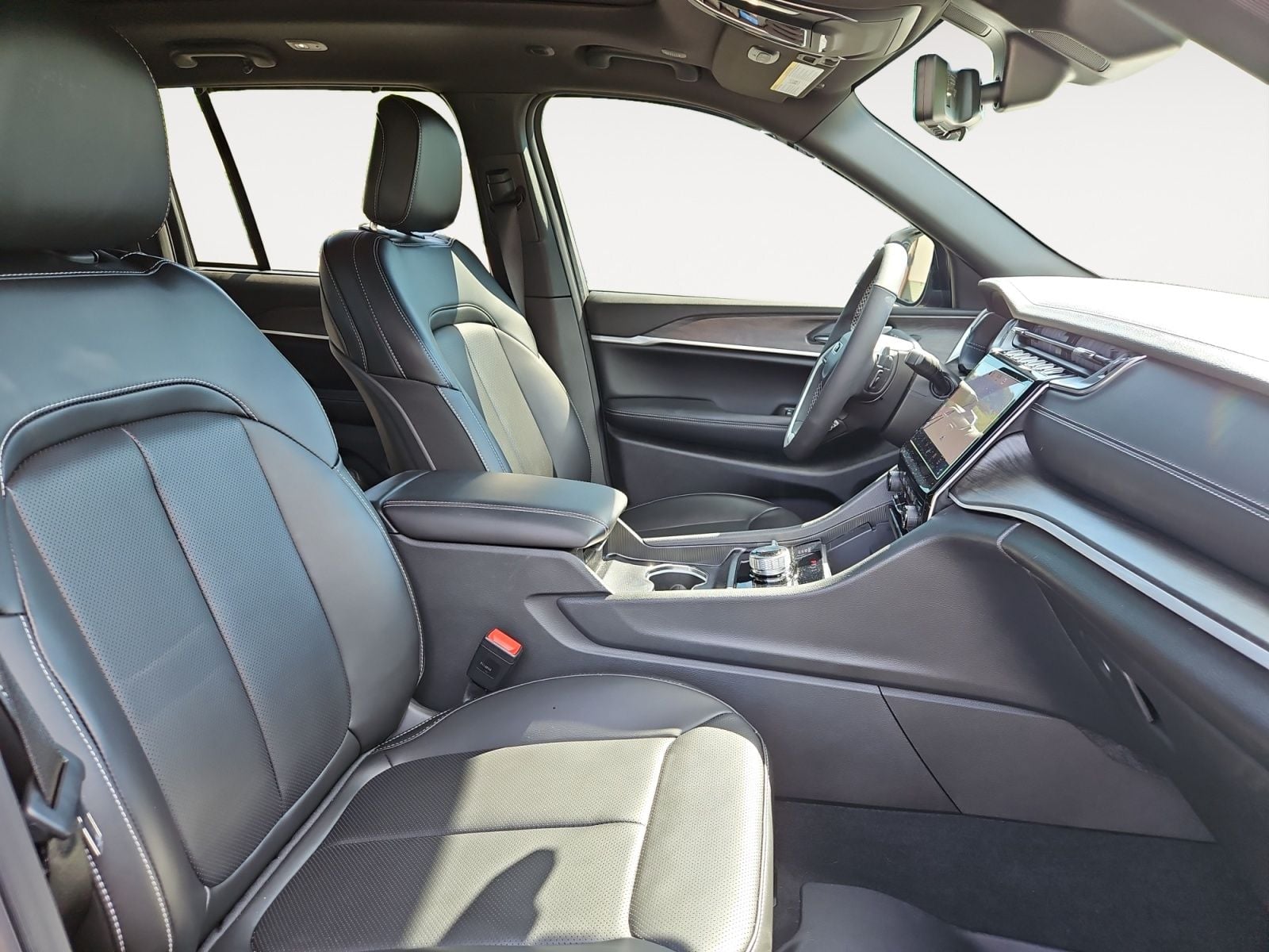 Pre-Owned 2025 Jeep Grand Cherokee Limited - photo - 14