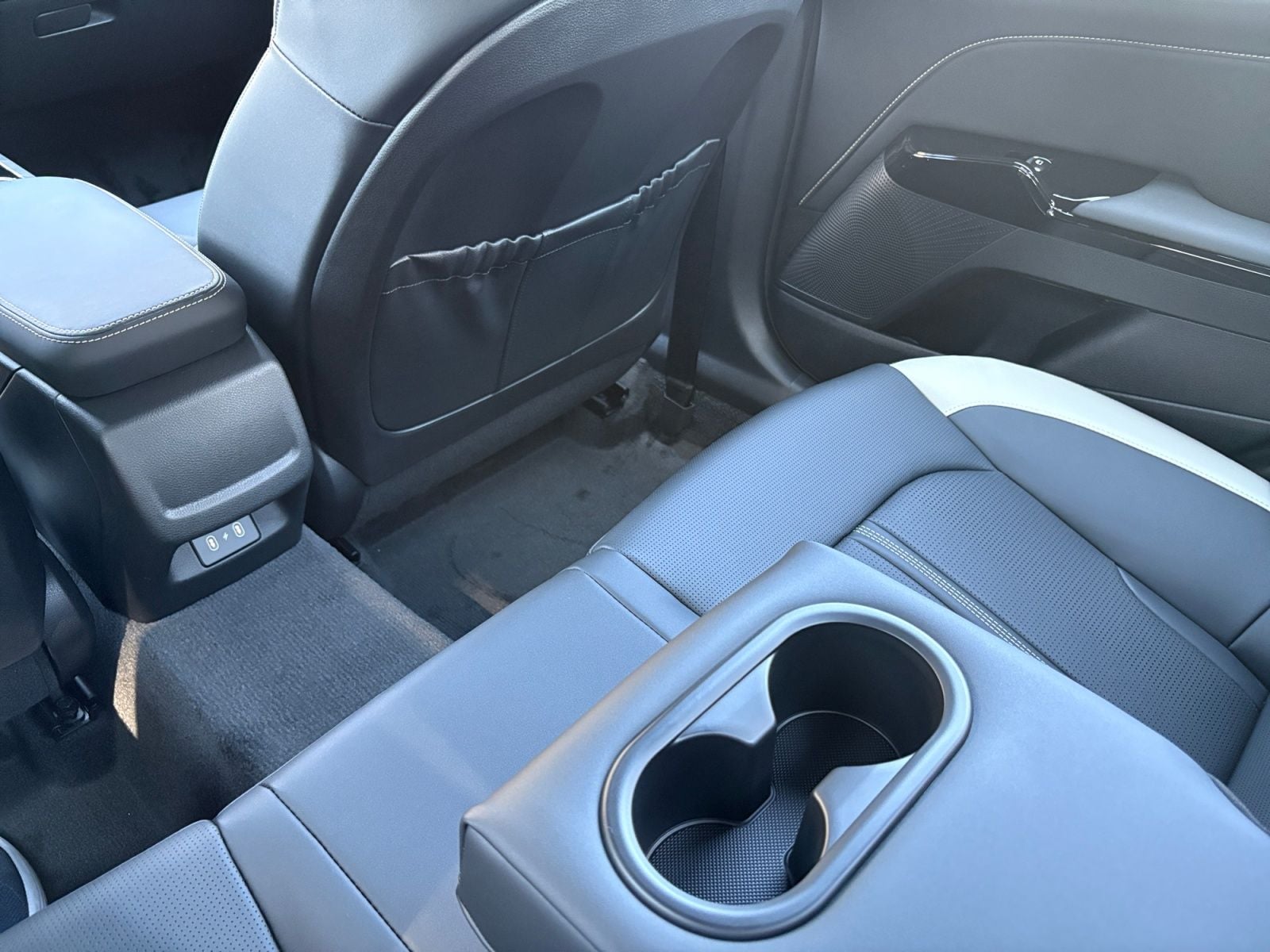 New 2026 Kia K5 GT-Line - photo - 17