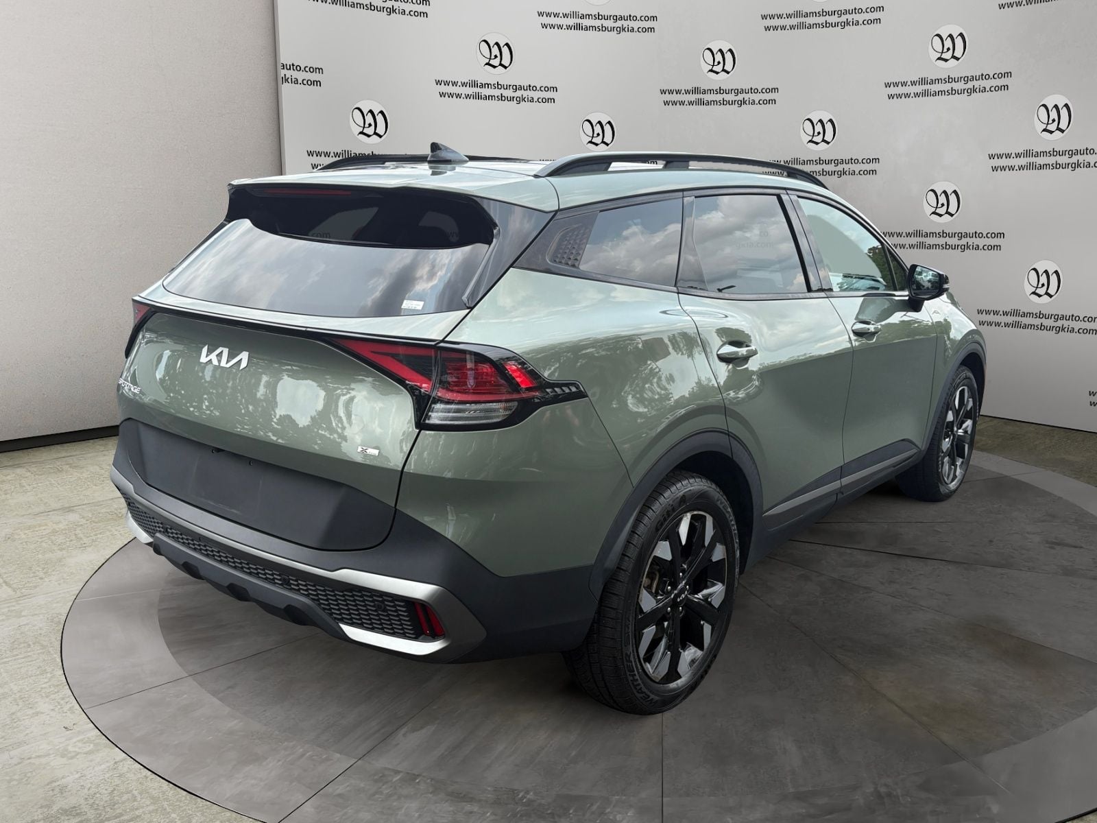 Pre-Owned 2023 Kia Sportage X-Line - photo - 4