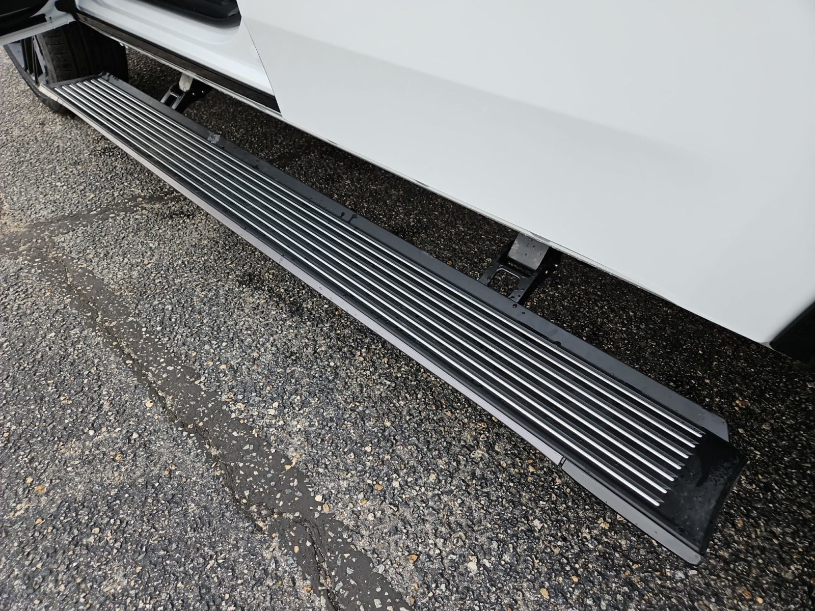 New 2026 Jeep Grand Wagoneer Limited Reserve - photo - 20