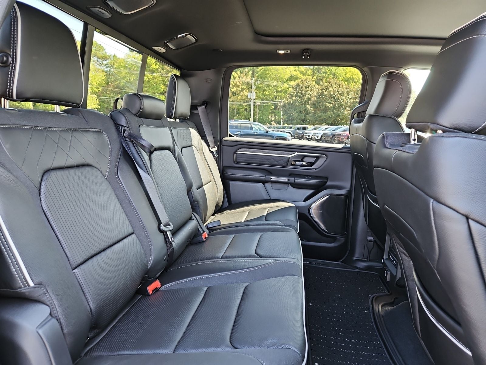 New 2027 Ram 1500 Limited - photo - 16