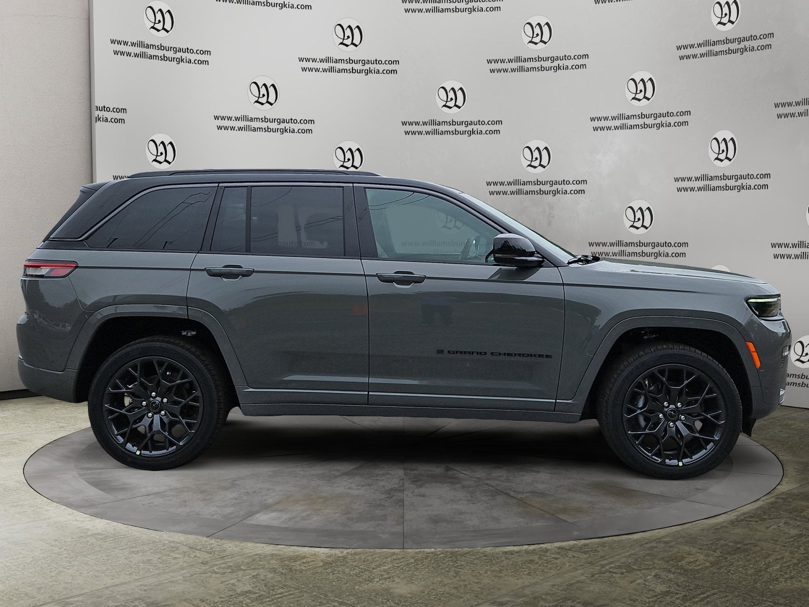 New 2027 Jeep Grand Cherokee Summit - photo - 5