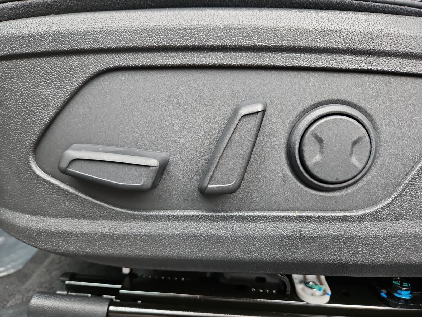 New 2026 Kia Sorento S - photo - 20