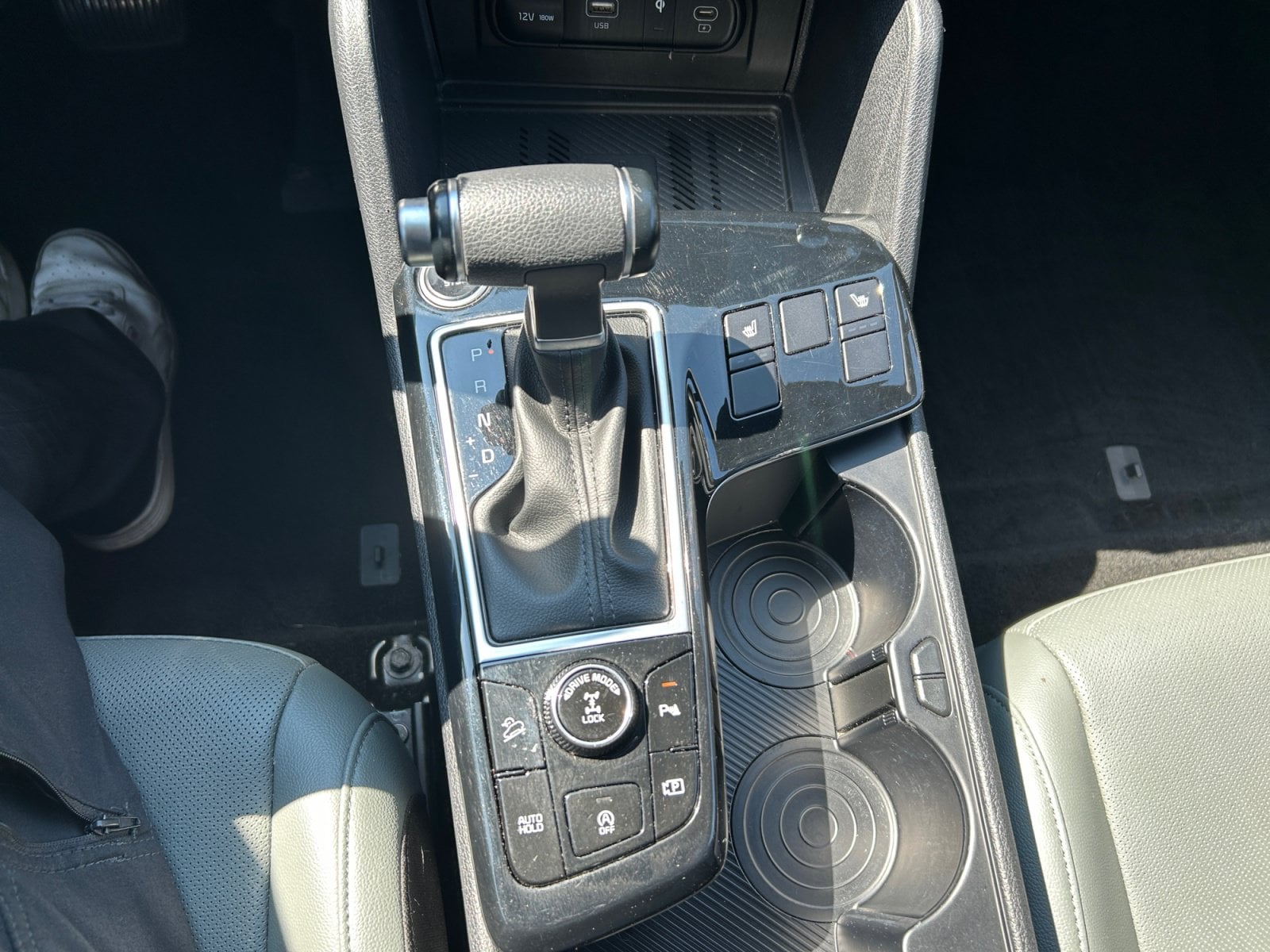 Pre-Owned 2024 Kia Sportage X-Line - photo - 18