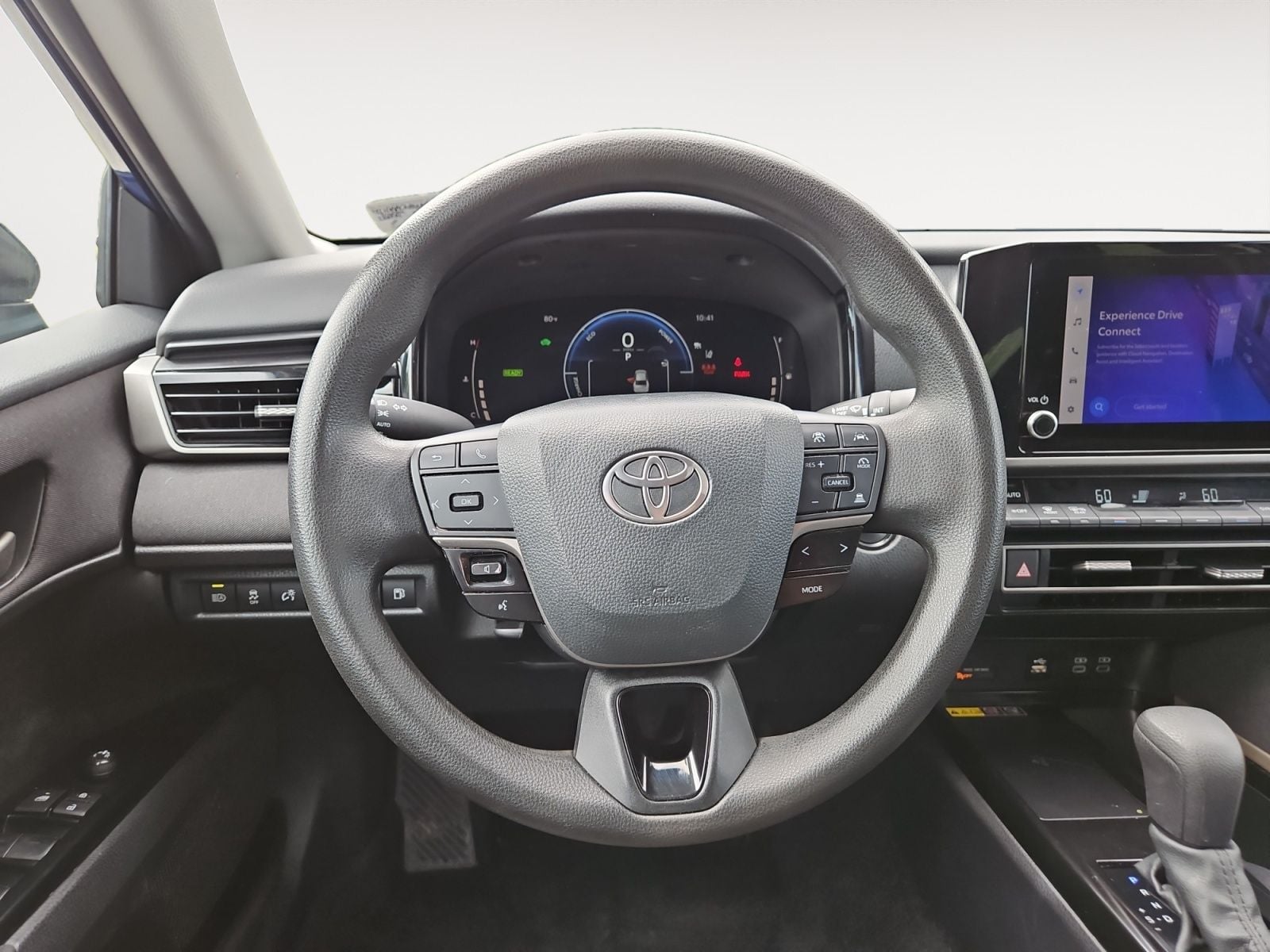 Pre-Owned 2025 Toyota Camry LE - photo - 11