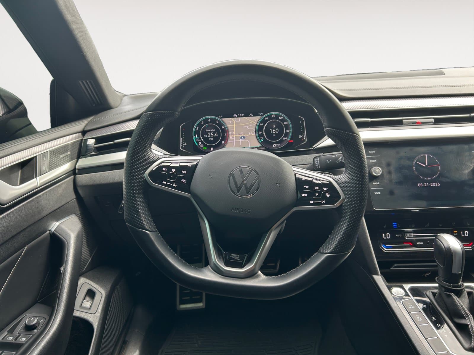 Pre-Owned 2023 Volkswagen Arteon 2.0T SEL Premium R-Line - photo - 11