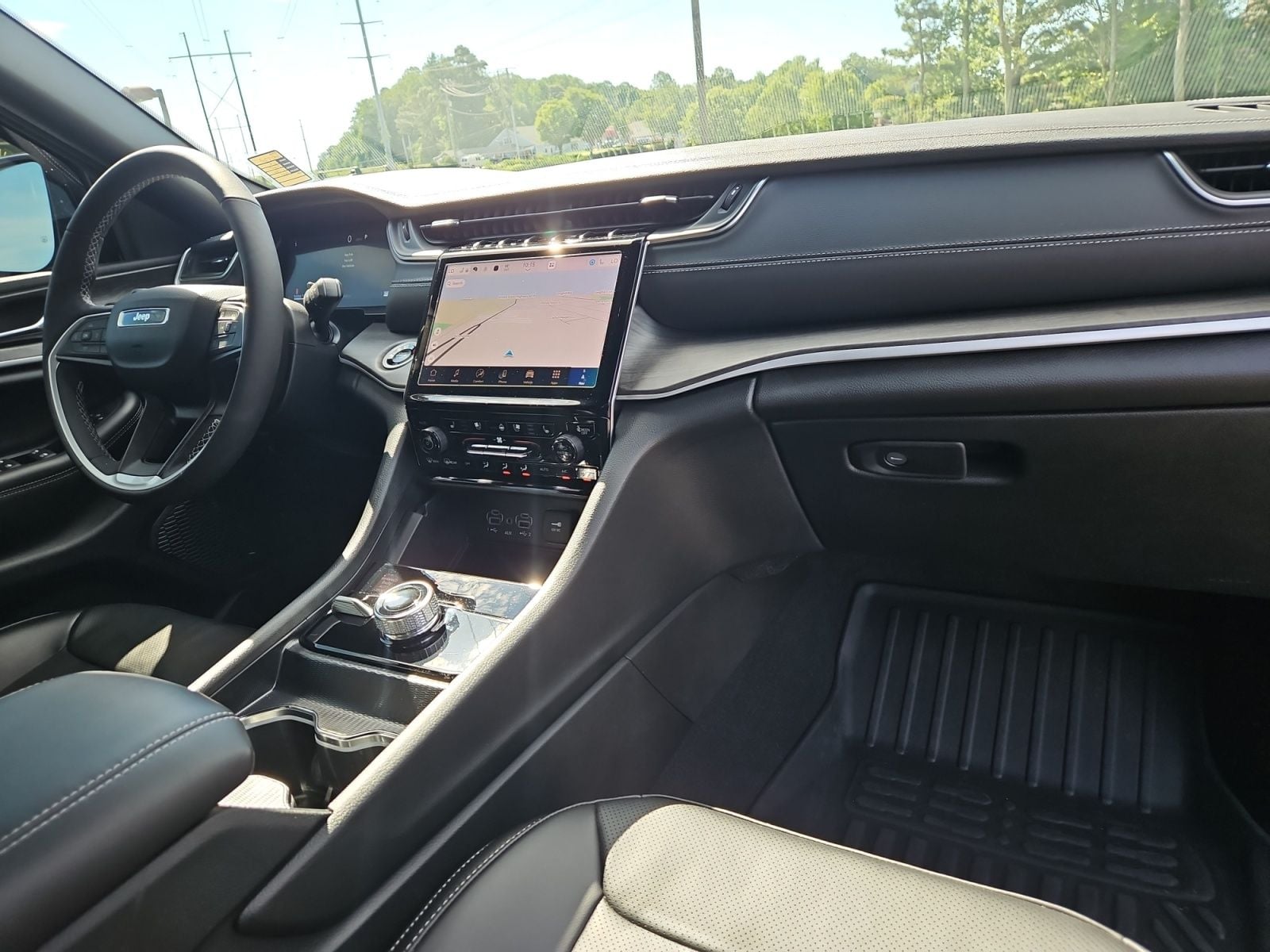 Pre-Owned 2025 Jeep Grand Cherokee Limited - photo - 15