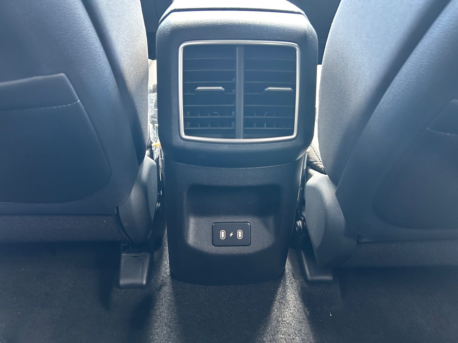 New 2027 Kia Sportage Hybrid S - photo - 24