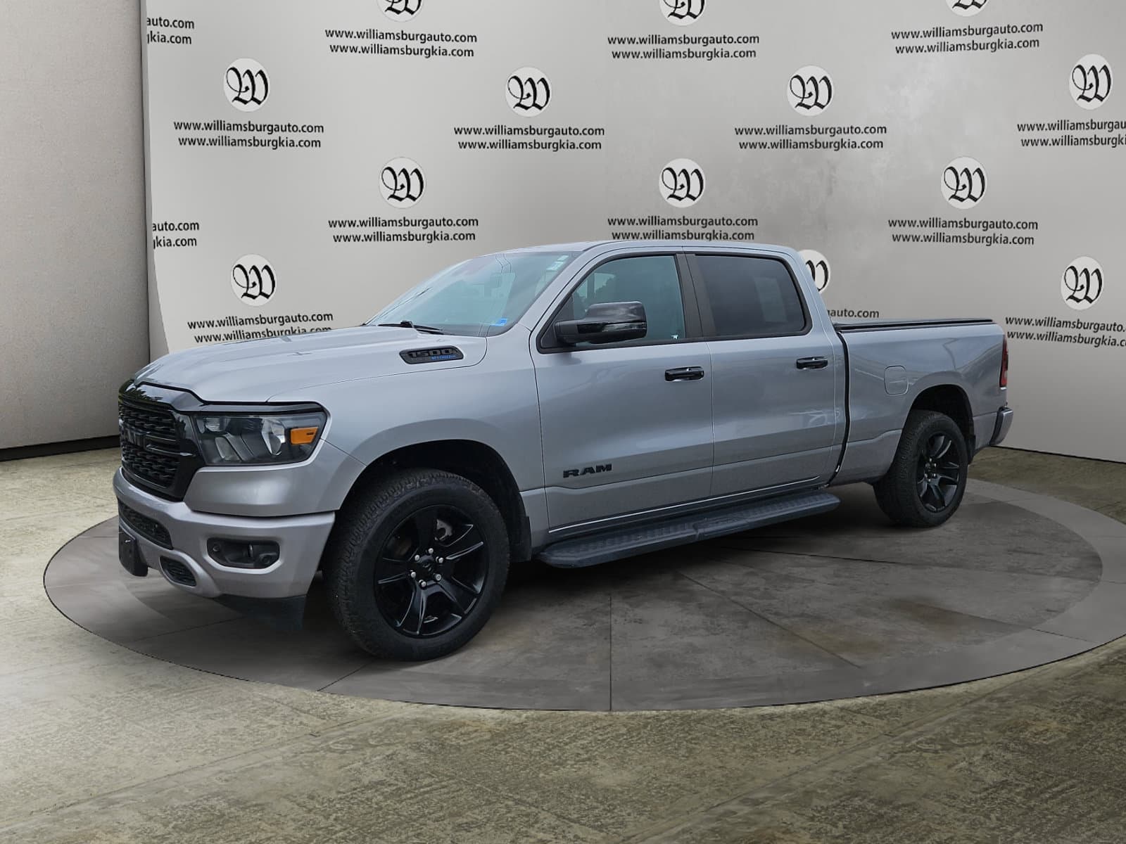 Pre-Owned 2024 Ram 1500 Big Horn/Lone Star - photo - 0
