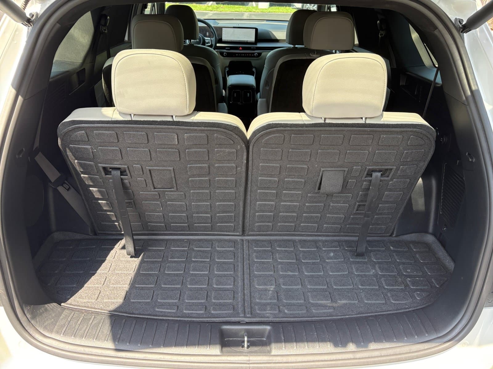 Pre-Owned 2025 Kia Sorento Plug-In Hybrid SX Prestige - photo - 19
