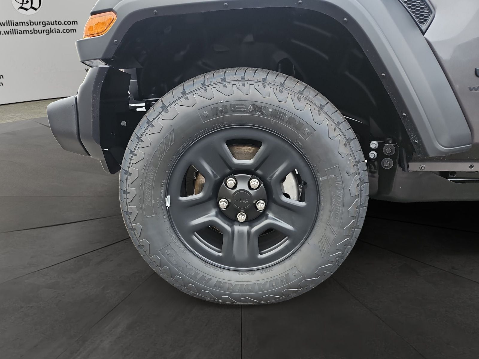 New 2026 Jeep Wrangler Sport - photo - 13