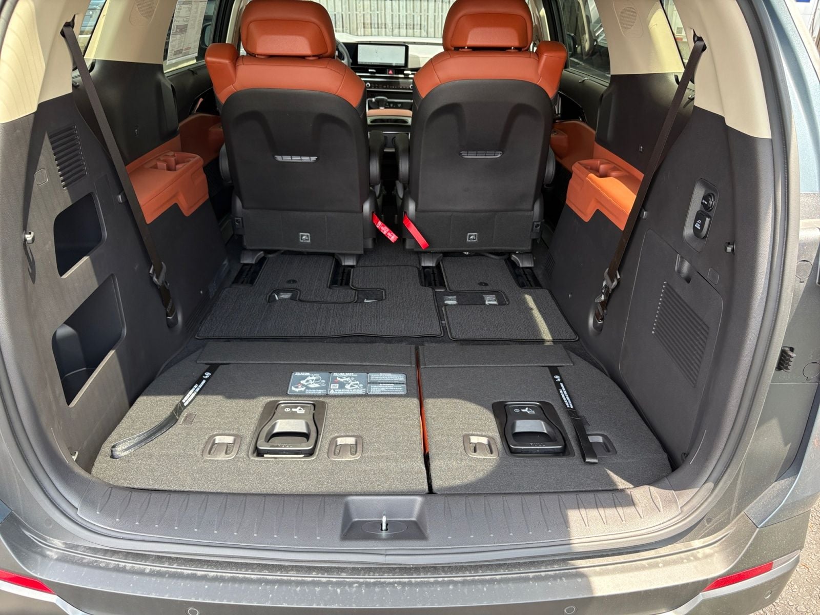 New 2026 Kia Carnival SX Prestige - photo - 21