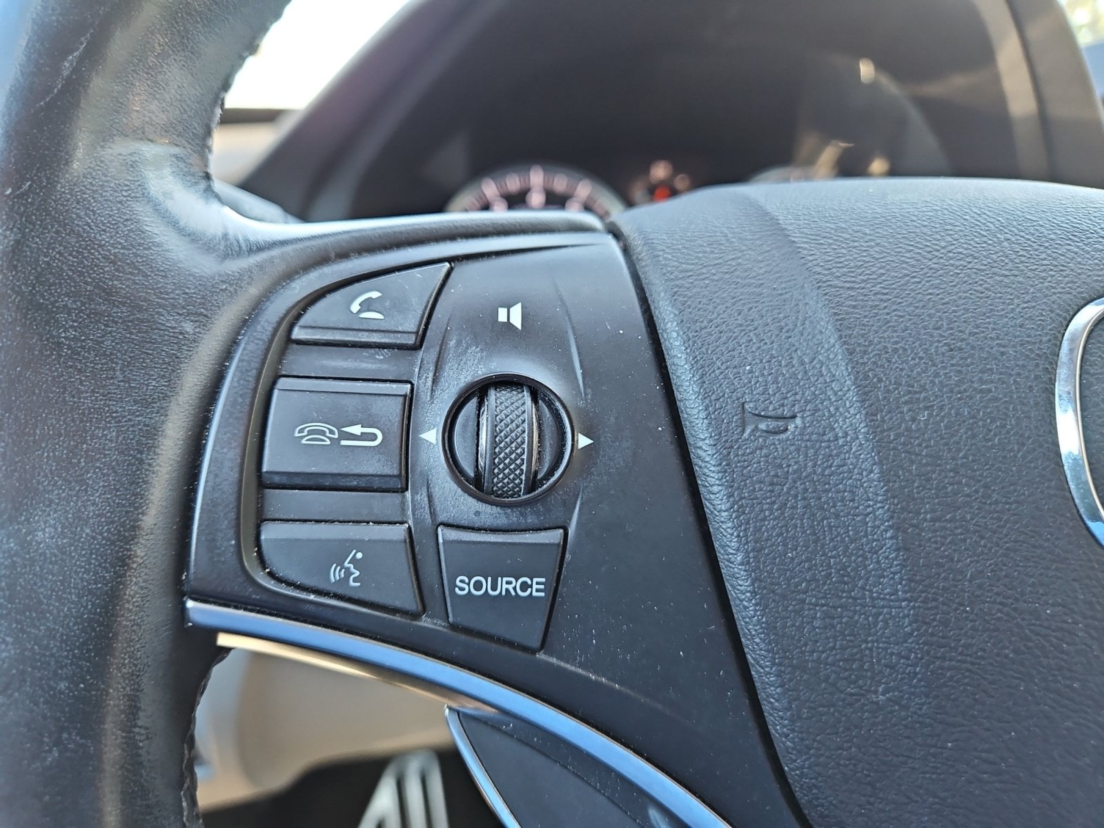 Pre-Owned 2017 Acura MDX Sport Hybrid 3.0L - photo - 24