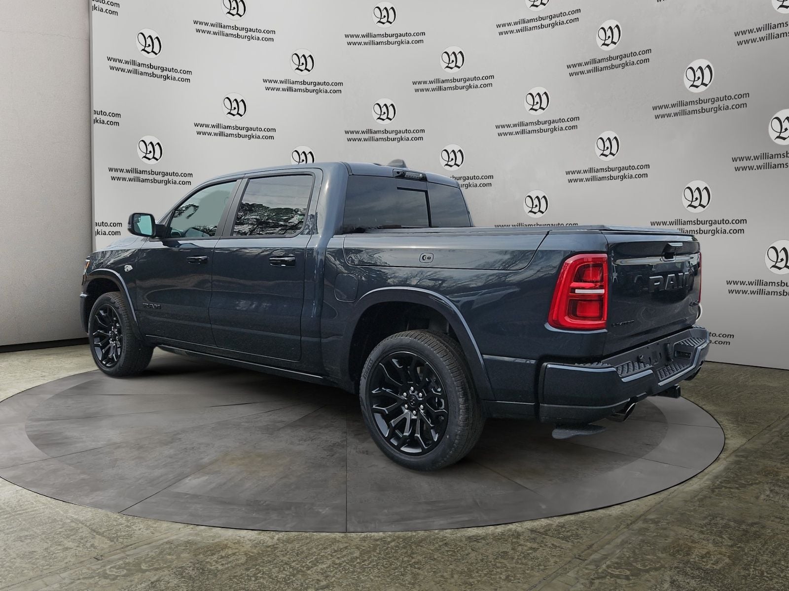 New 2026 Ram 1500 Limited - photo - 2