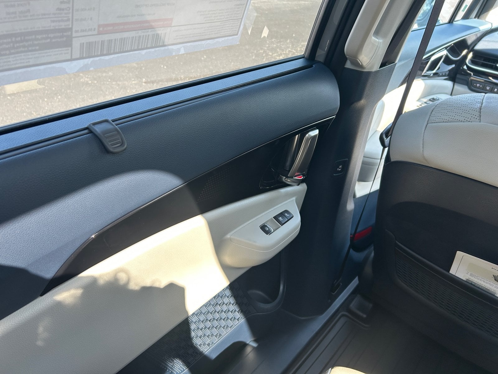 New 2027 Kia Carnival Hybrid SX Prestige - photo - 26