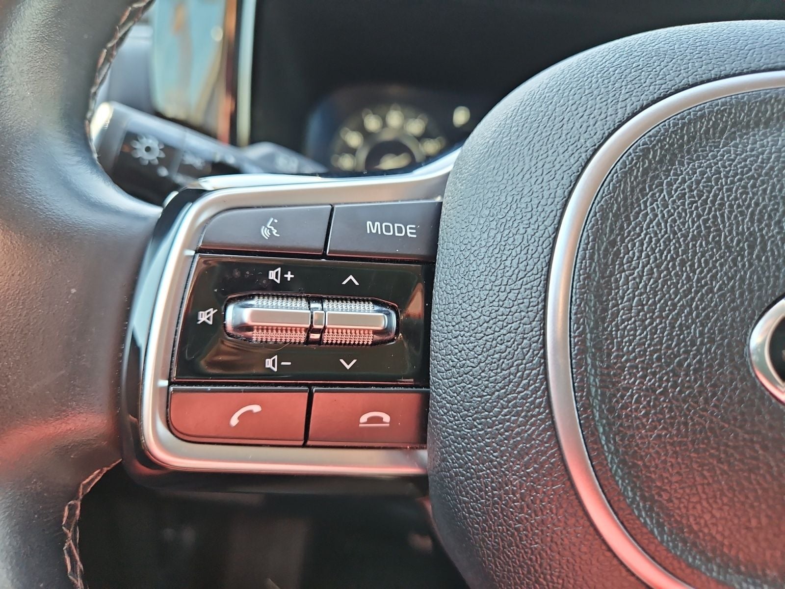Pre-Owned 2021 Kia Sorento SX Prestige X-Line - photo - 24