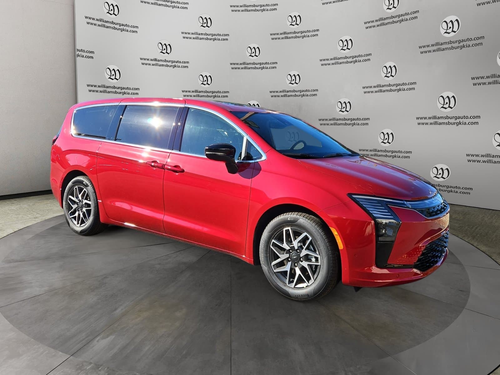 New 2027 Chrysler Pacifica Limited - photo - 6