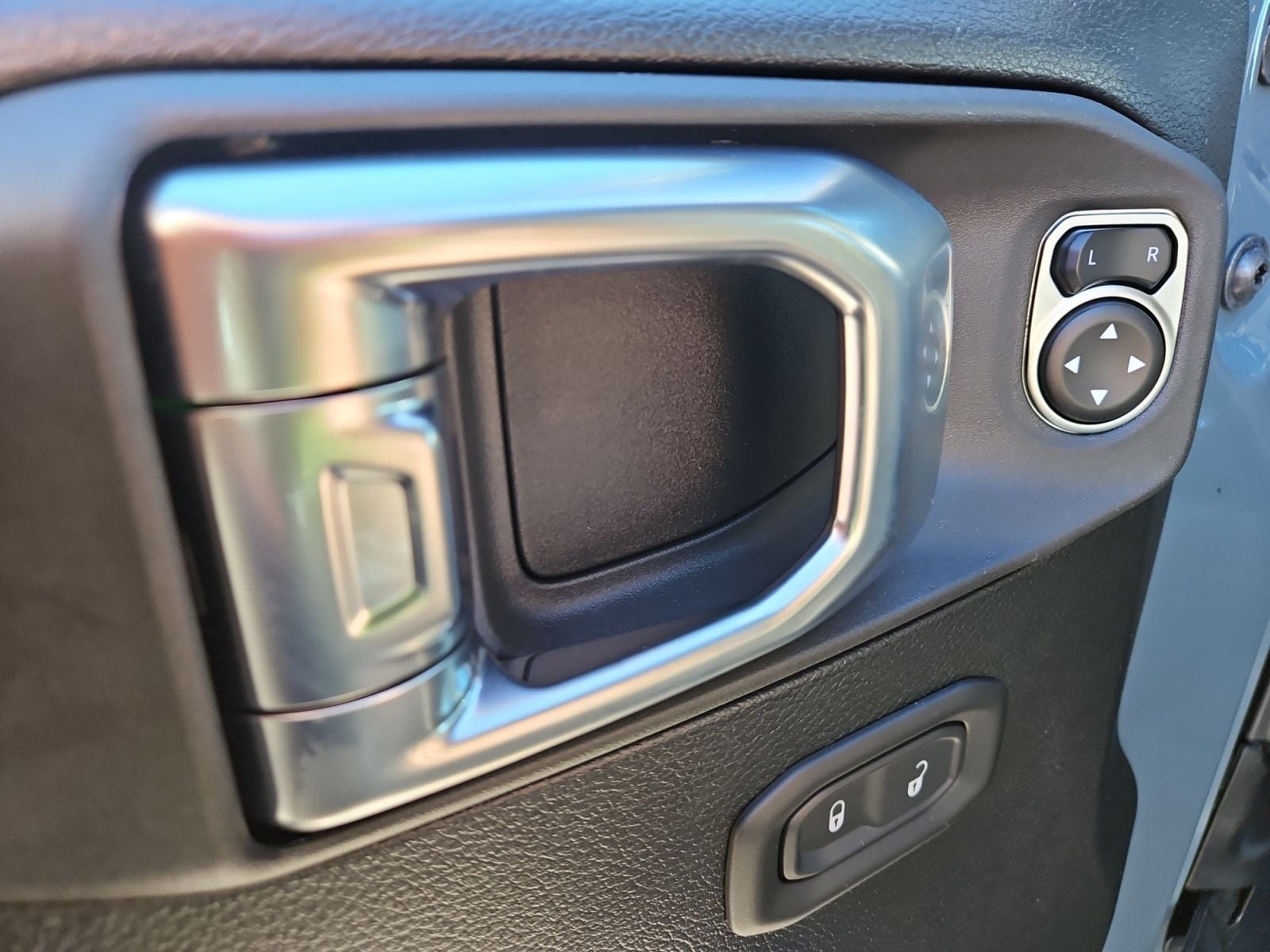 New 2026 Jeep Wrangler Rubicon - photo - 21