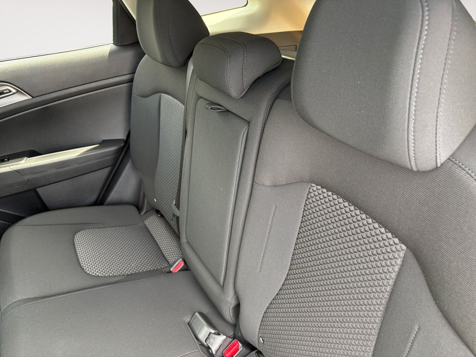 New 2026 Kia Sportage Hybrid LX - photo - 12