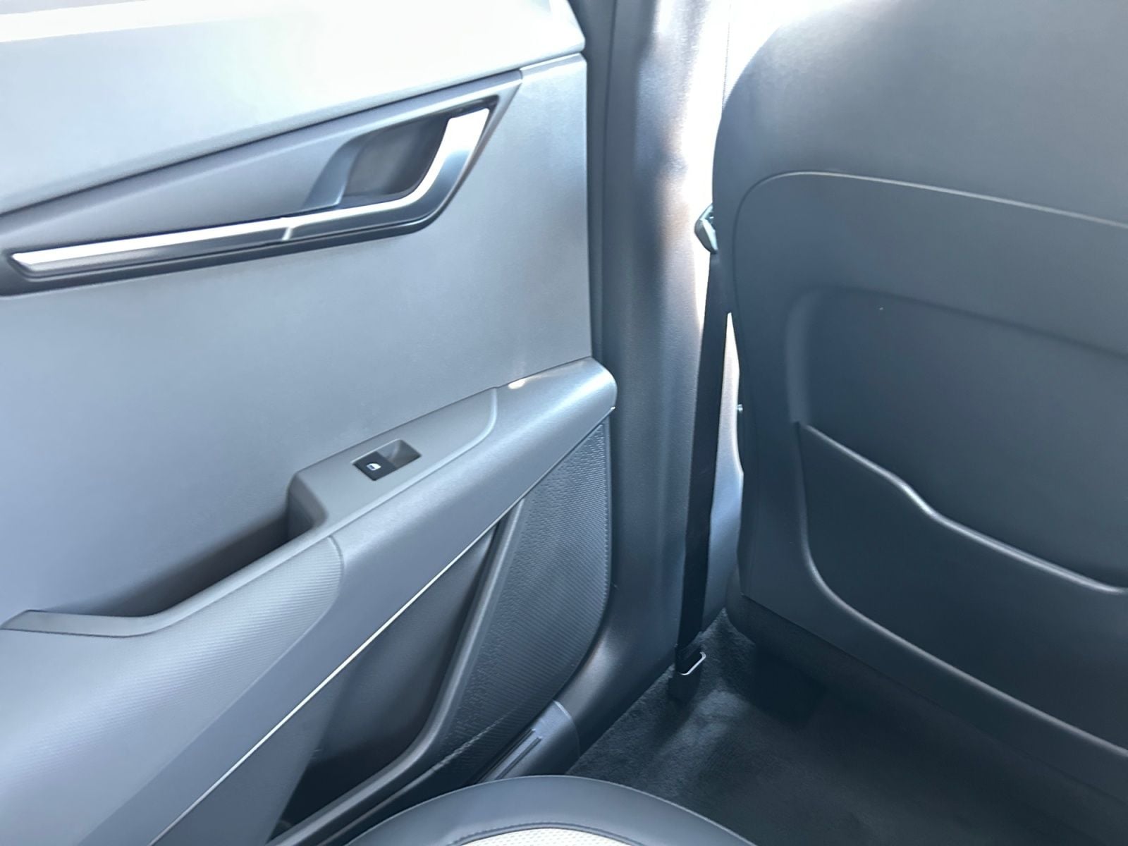 New 2026 Kia Niro SX - photo - 25